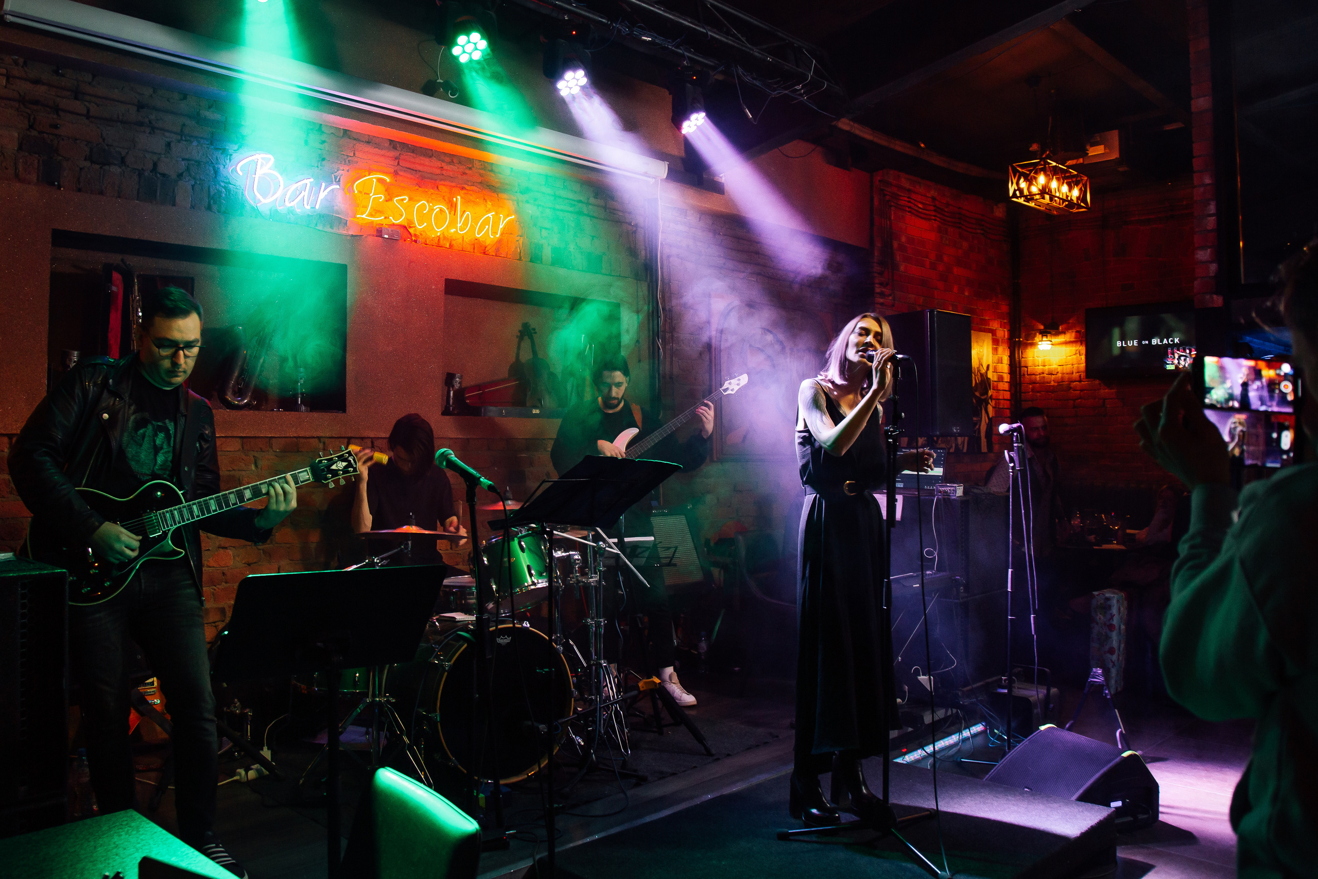 Эскобар бар. Свадебный Семейный Репортажный фотограф в Москве