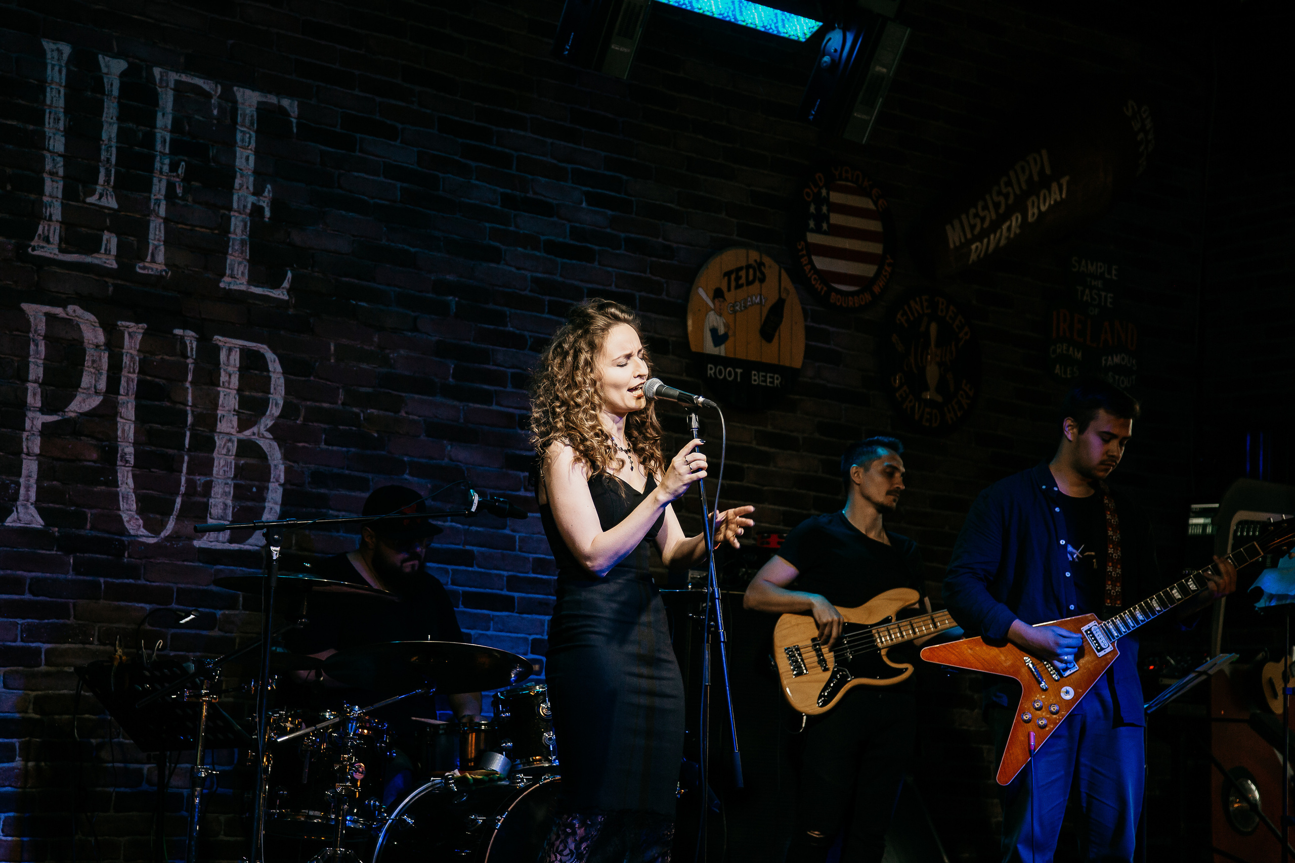 Концерт в LIFE PUB. Свадебный Семейный Репортажный фотограф в Москве