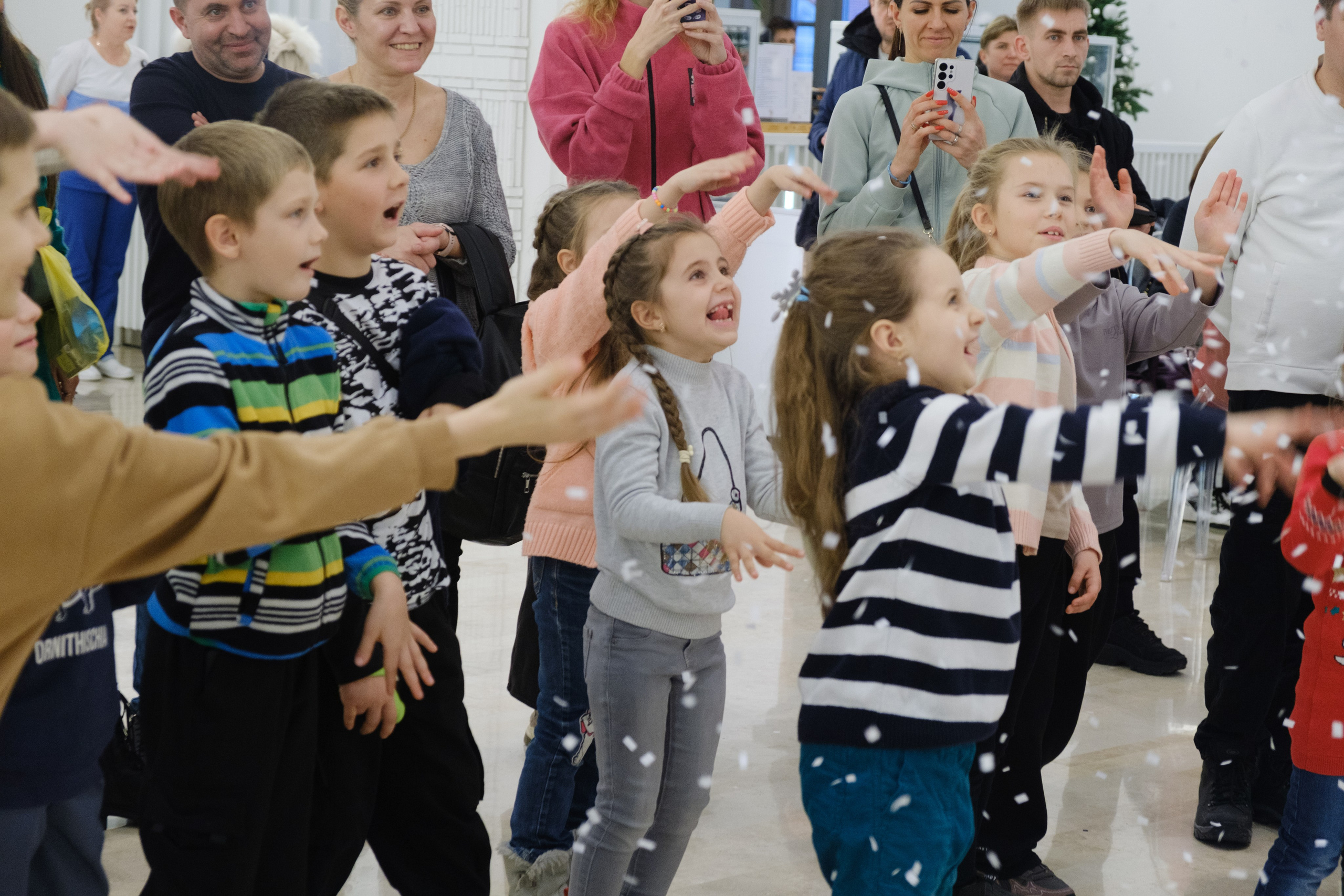 Новогодний репортаж из парка «Новый Херсонес» | Фотограф Илья Желдак. Профессиональная фотосъемка в Крыму. Натуральные эмоции и живые кадры. Забронируйте дату прямо сейчас!