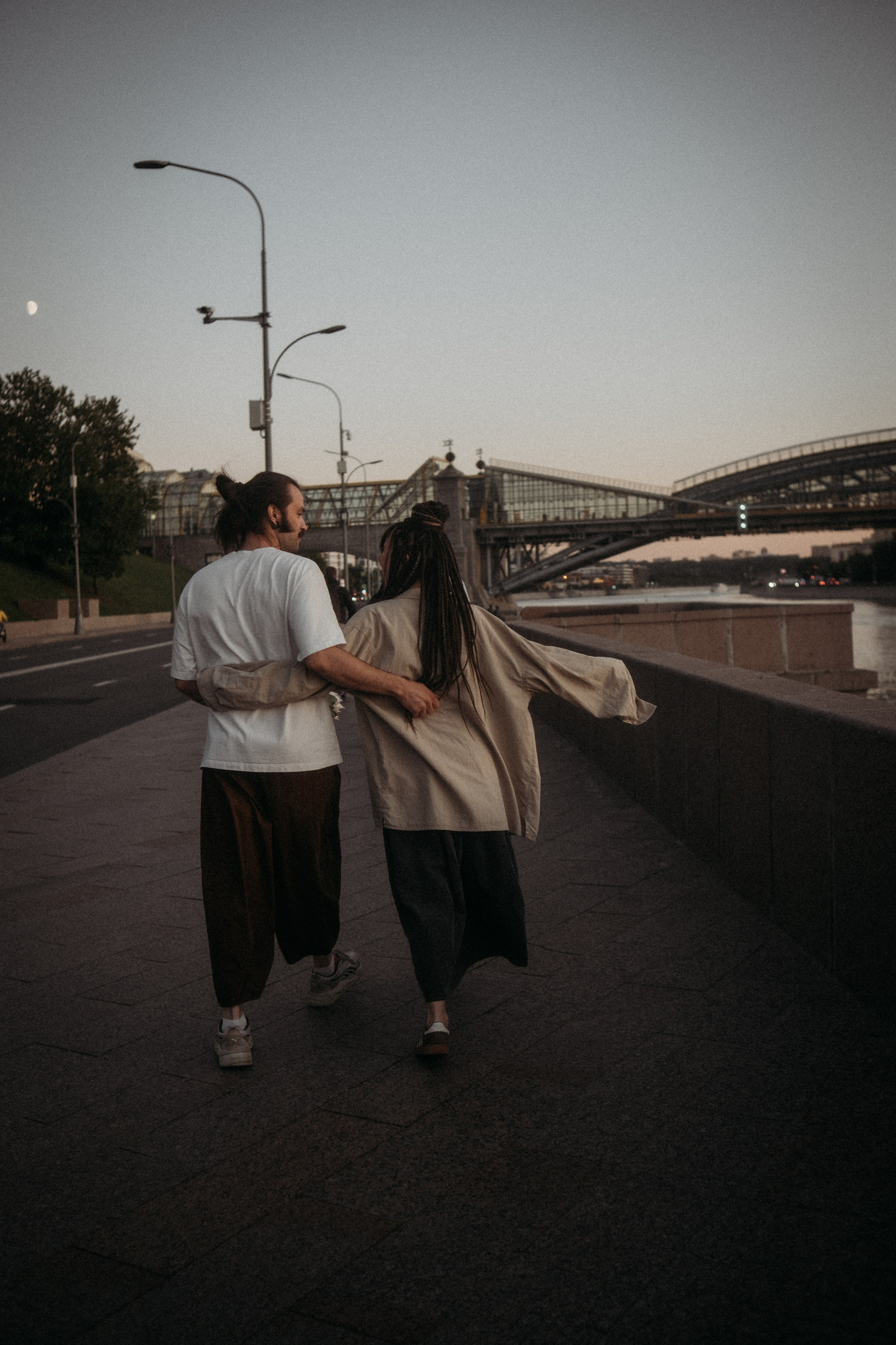 На набережной. Видеограф и фотограф Анна Грачева г. Москва