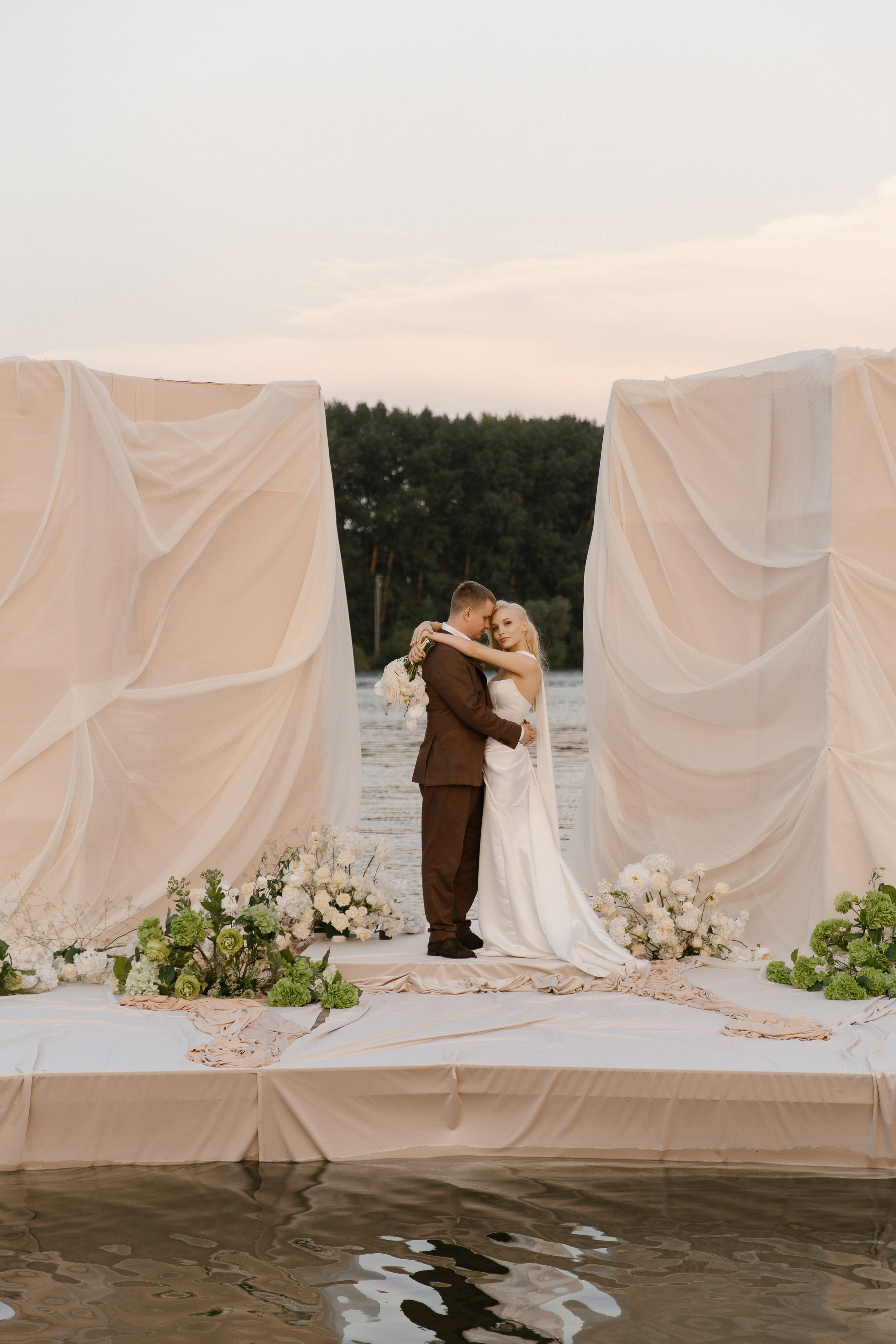 L U B O V. Свадебный фотограф Алина Хабарова