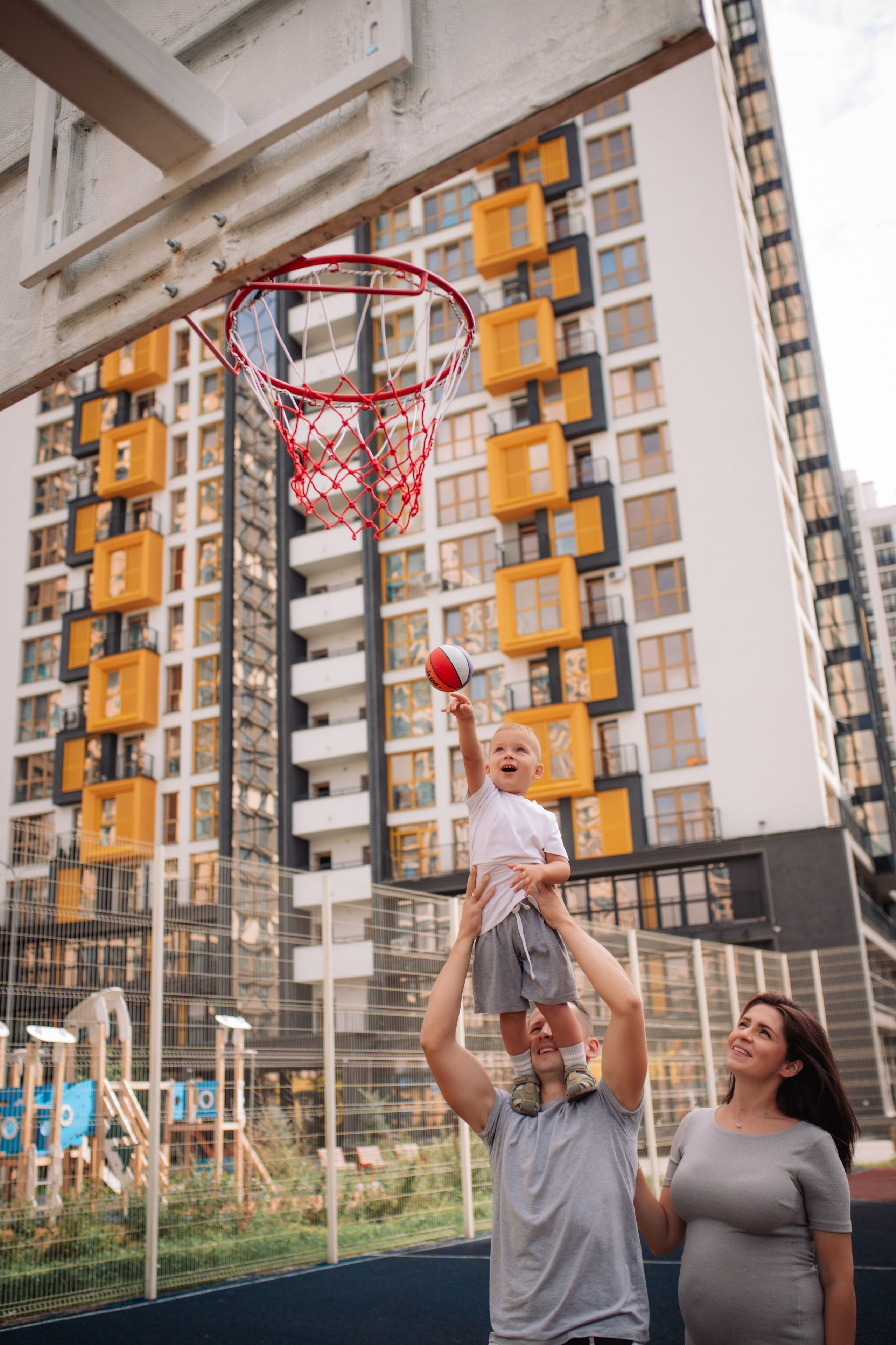 Семейная прогулка