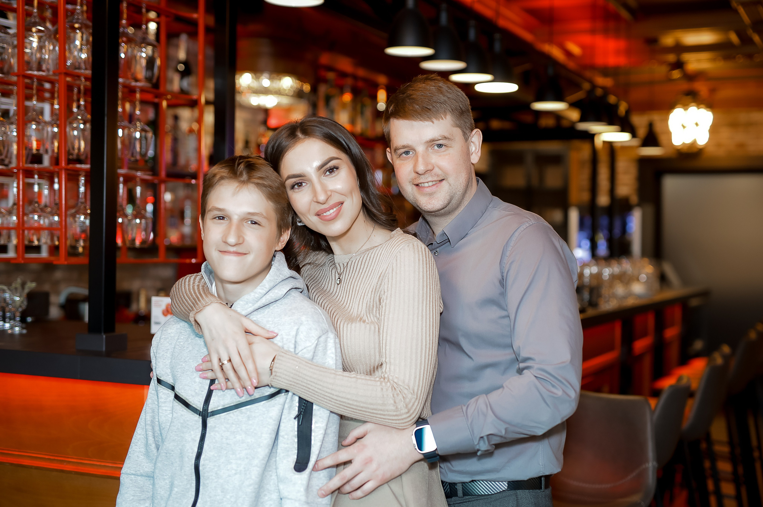 ЮРИЙ. 45 ЯРКИХ ИСТОРИЙ. Фотограф в Москве Ольга Колесникова