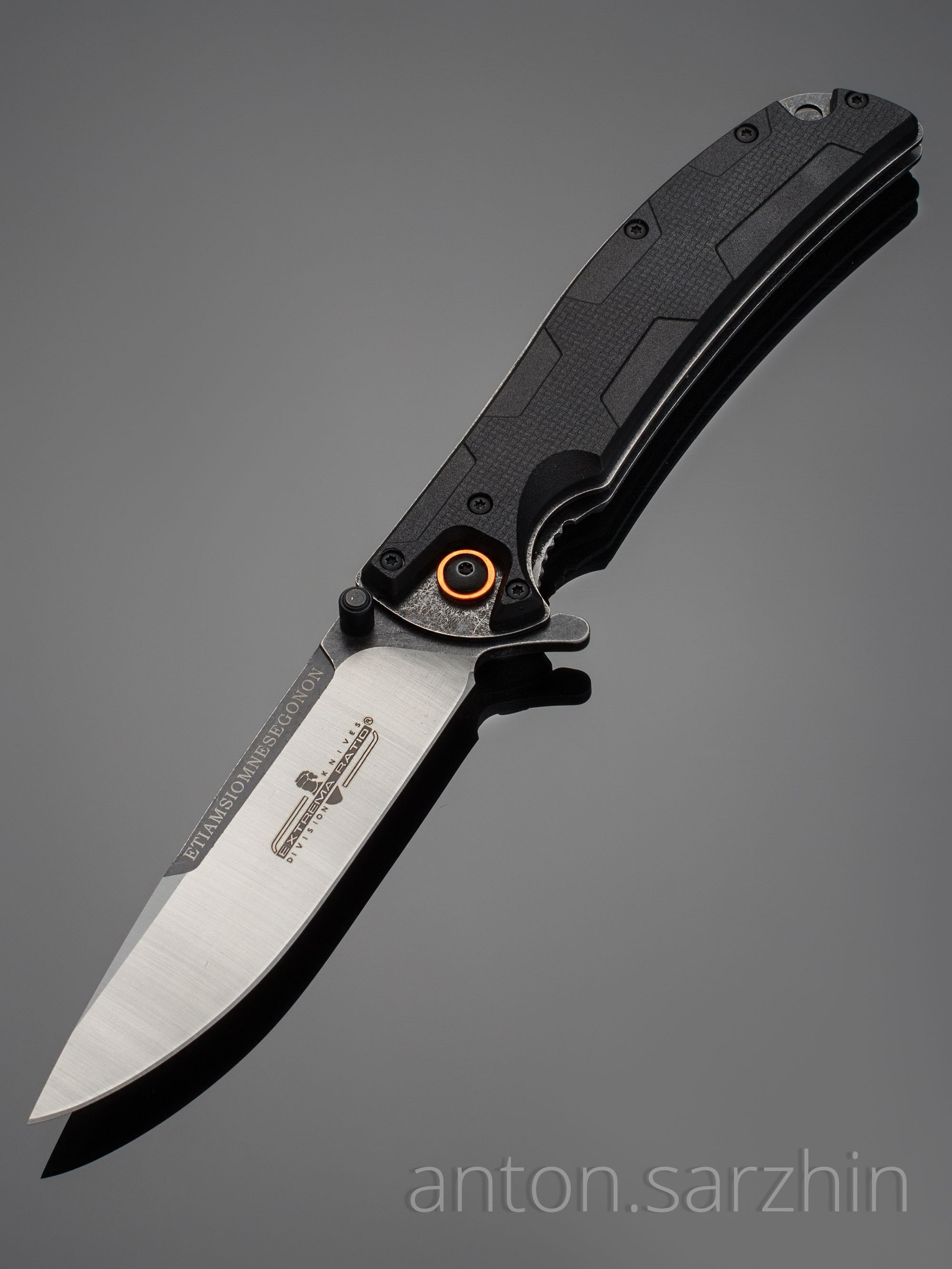 Предметная фотосъемка складного ножа