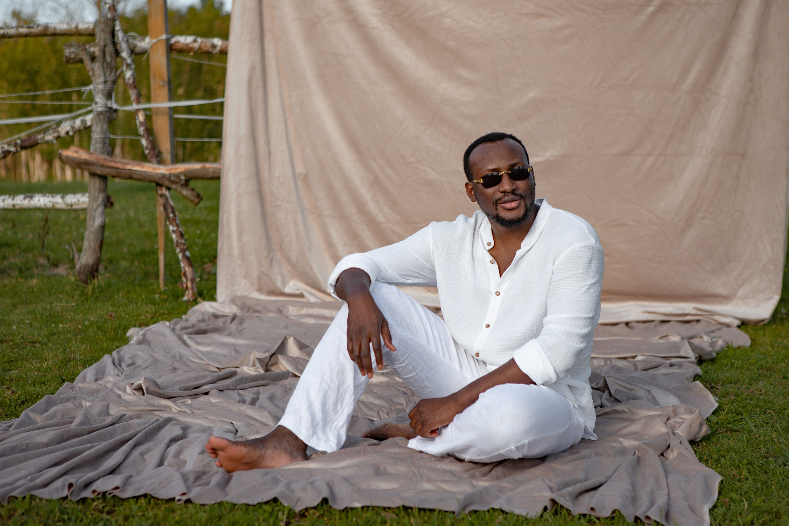 Необычная свадебная фотосессия в Москве с лошадьми