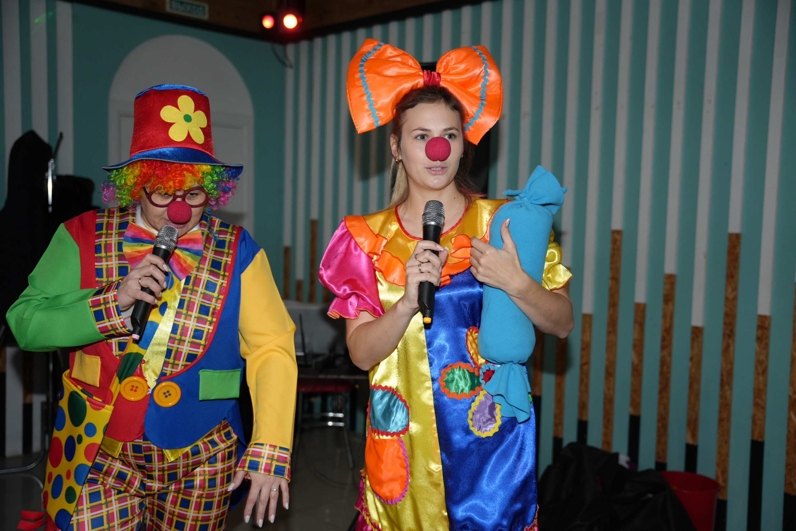 Социально —благотворительная акция «Ты в этом мире не один», посвященная Международному дню инвалидов. ВЫПУСКНЫЕ АЛЬБОМЫ, Школьный фотограф, семейный и свадебный в Саратове и области Ольга Плаксина