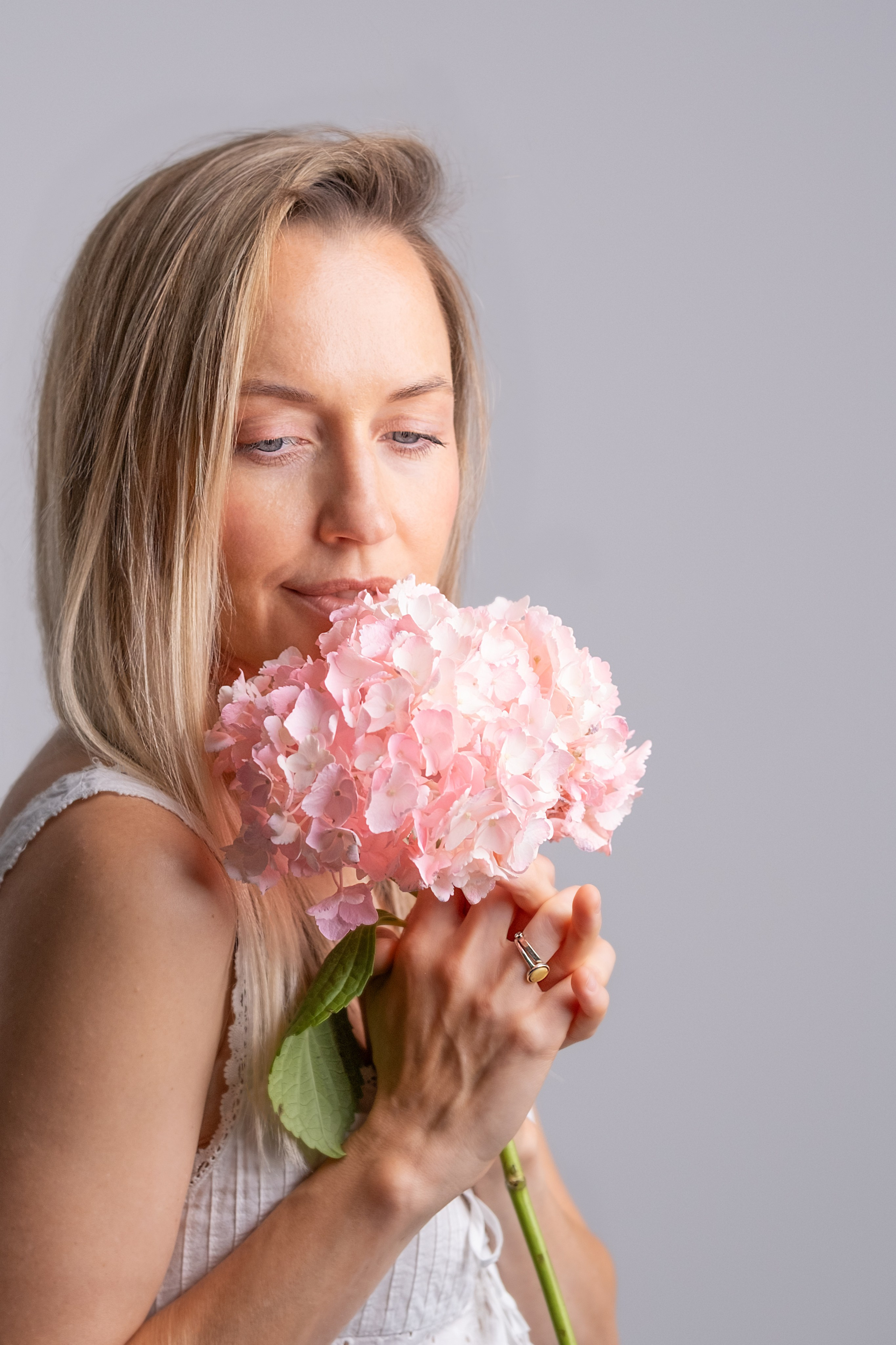 Vika. Family and wedding photographer in Montenegro