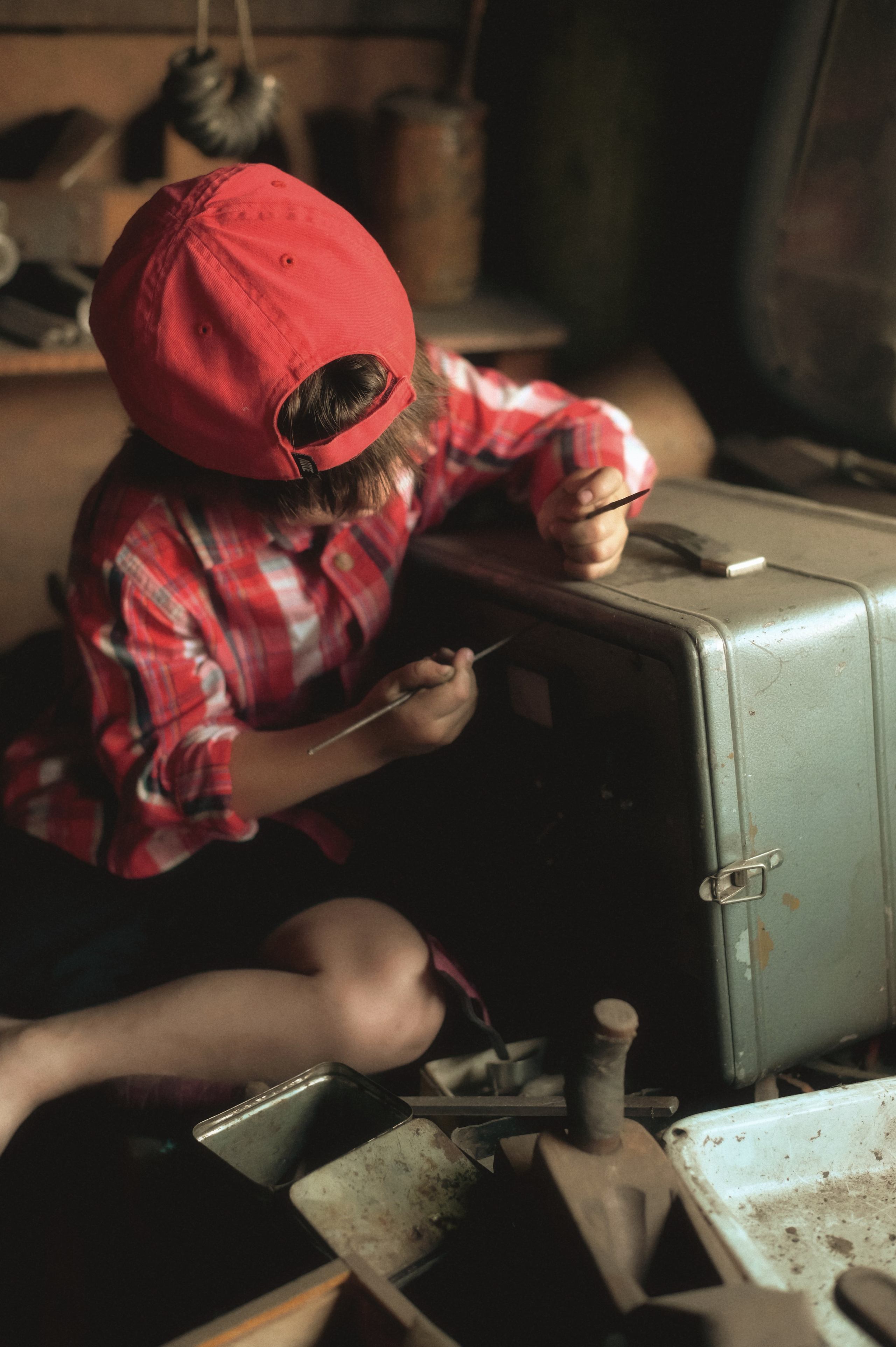В дедушкиной мастерской. Фотограф Альбина Вакунова