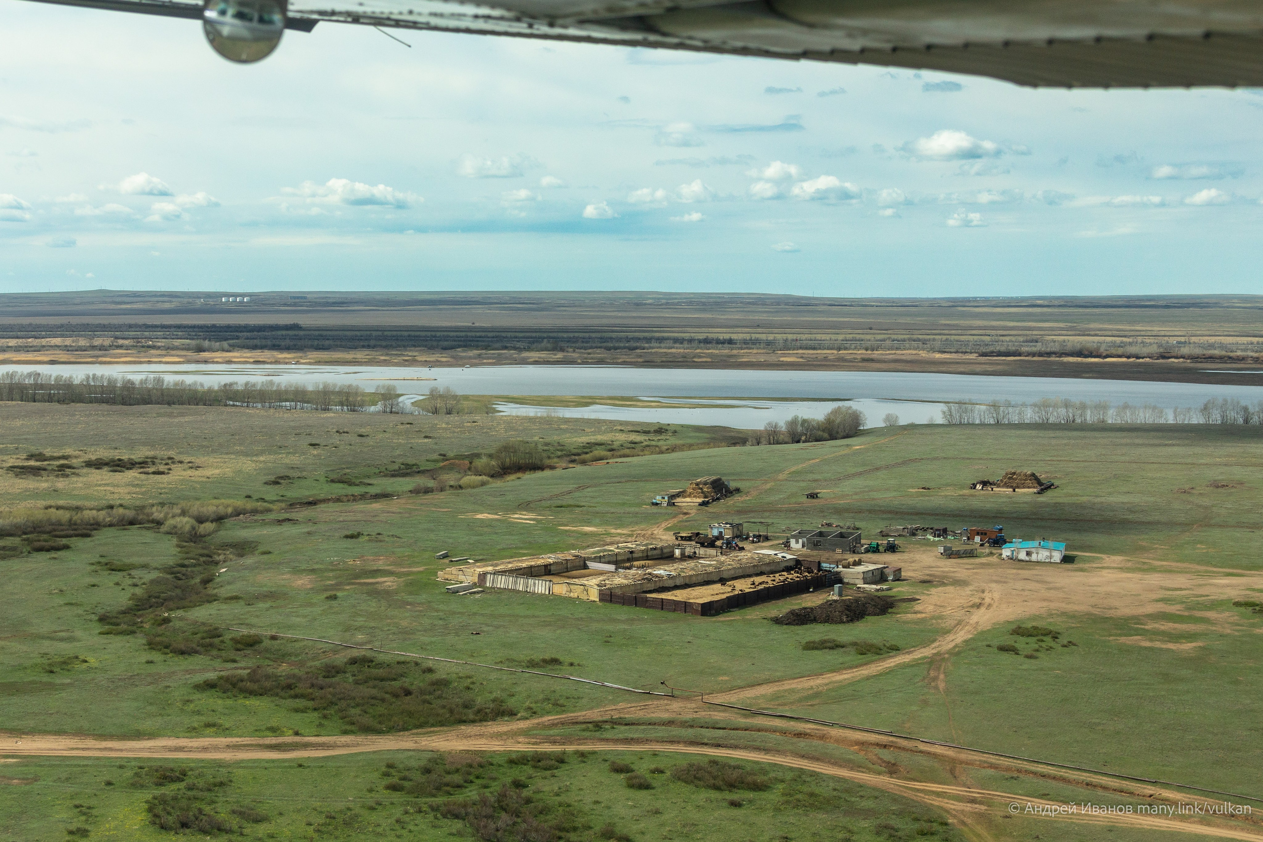 Перелёт на Байконур в 2026 г на самолётах АОН. Фотоальбом показывающий увлекательный мир авиации и мир медведей Андрея Иванова