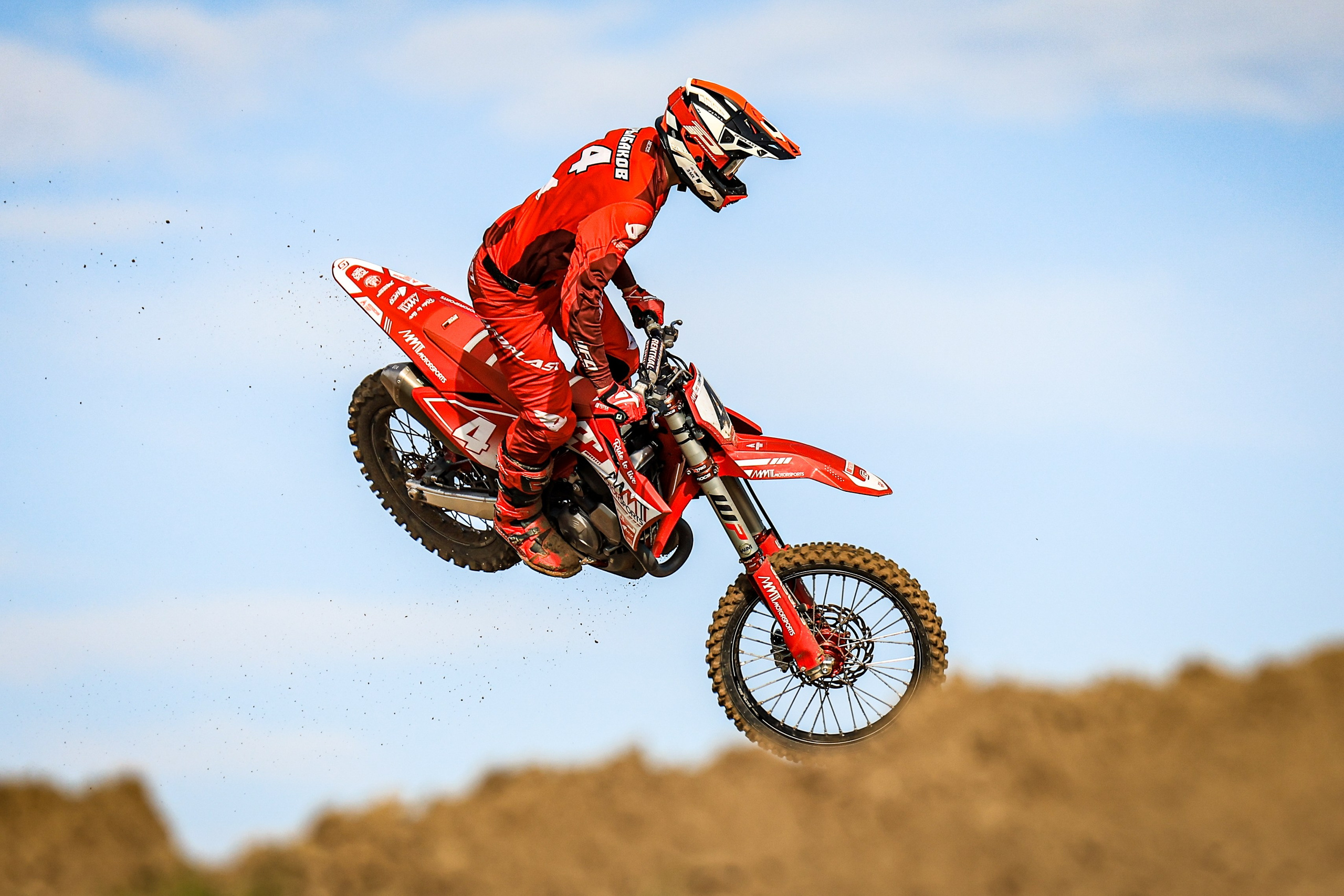 Семён Рыбаков, поднялся на пьедестал чемпионата России по мотокроссу MMT RGP