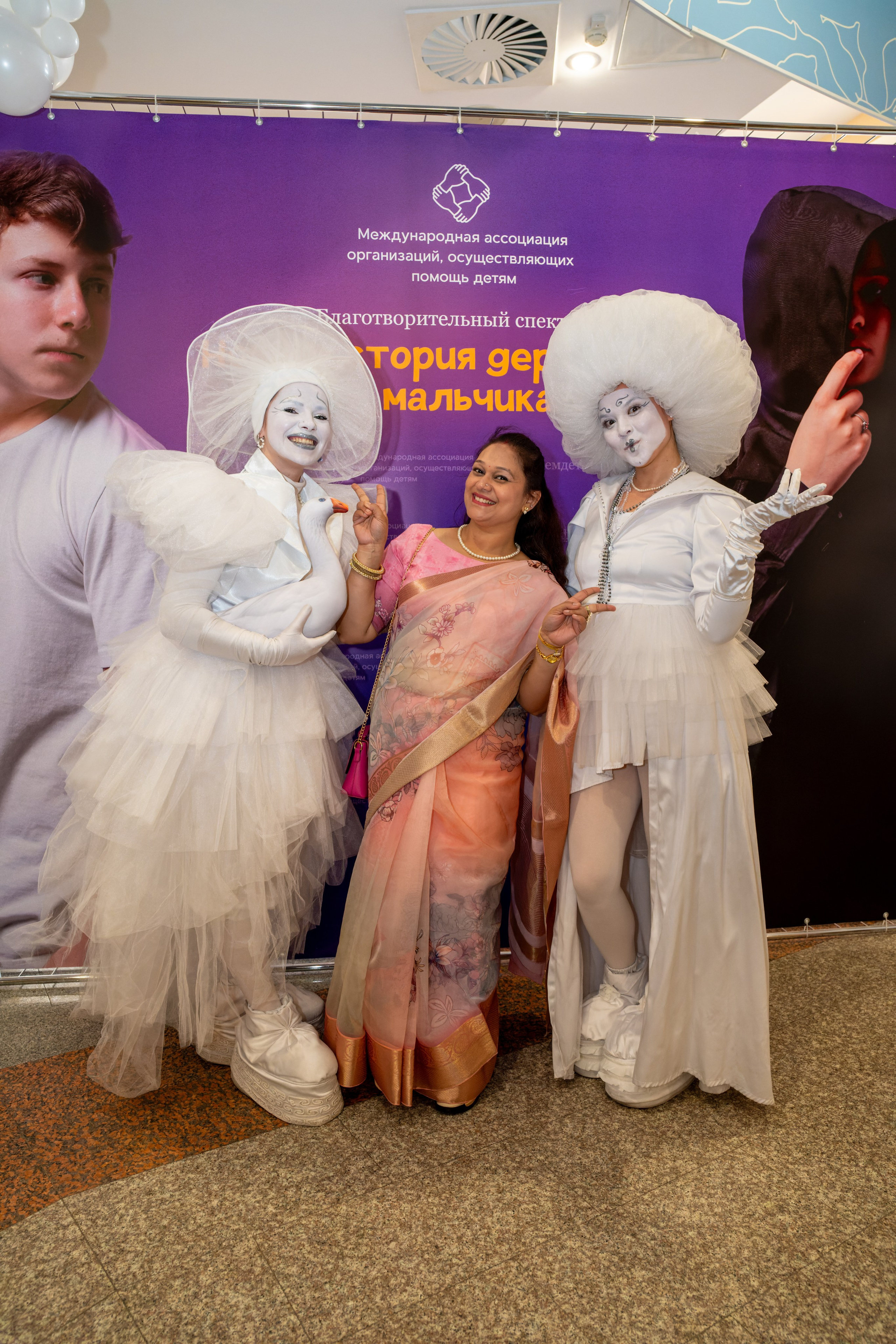 Съёмка благотворительного спектакля «Новая история деревянного мальчика». «Студия DRONAVT`s» — видеосъёмка и фотография г. Москва