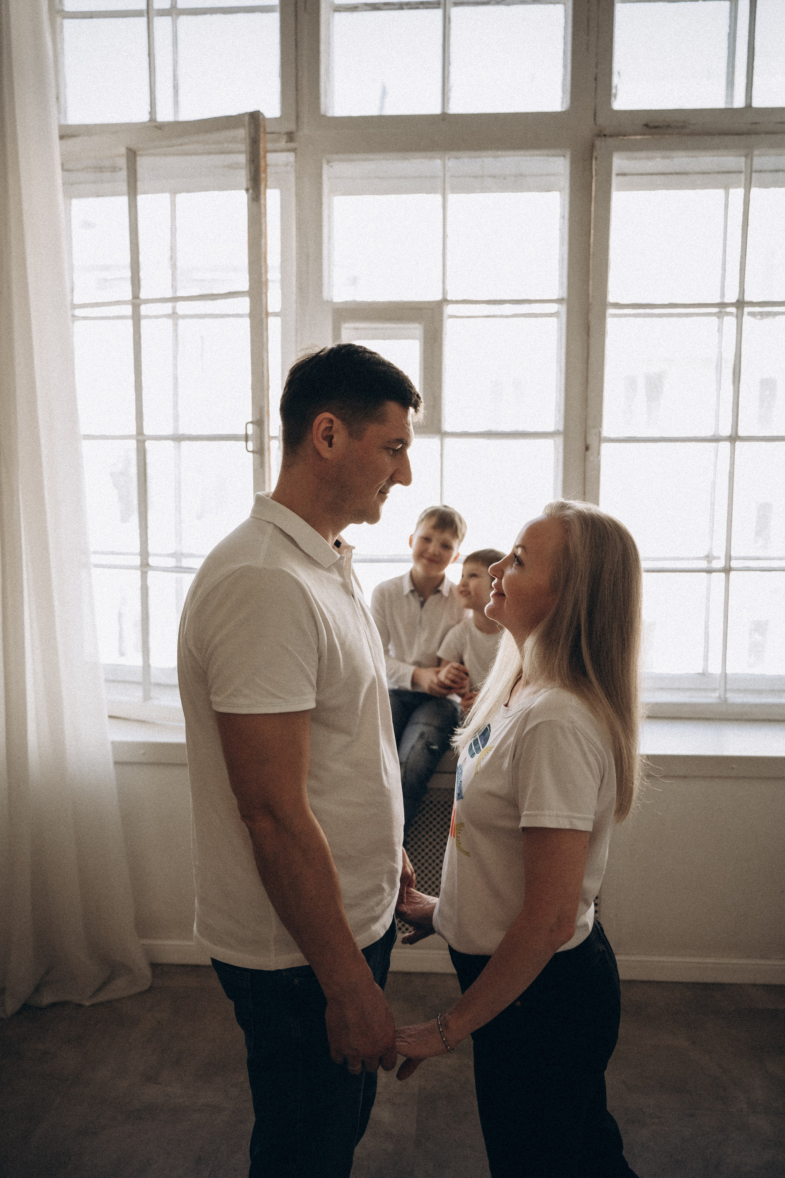 Сергей, Ксения, Назар и Захар. Фотограф Горбенко Анна