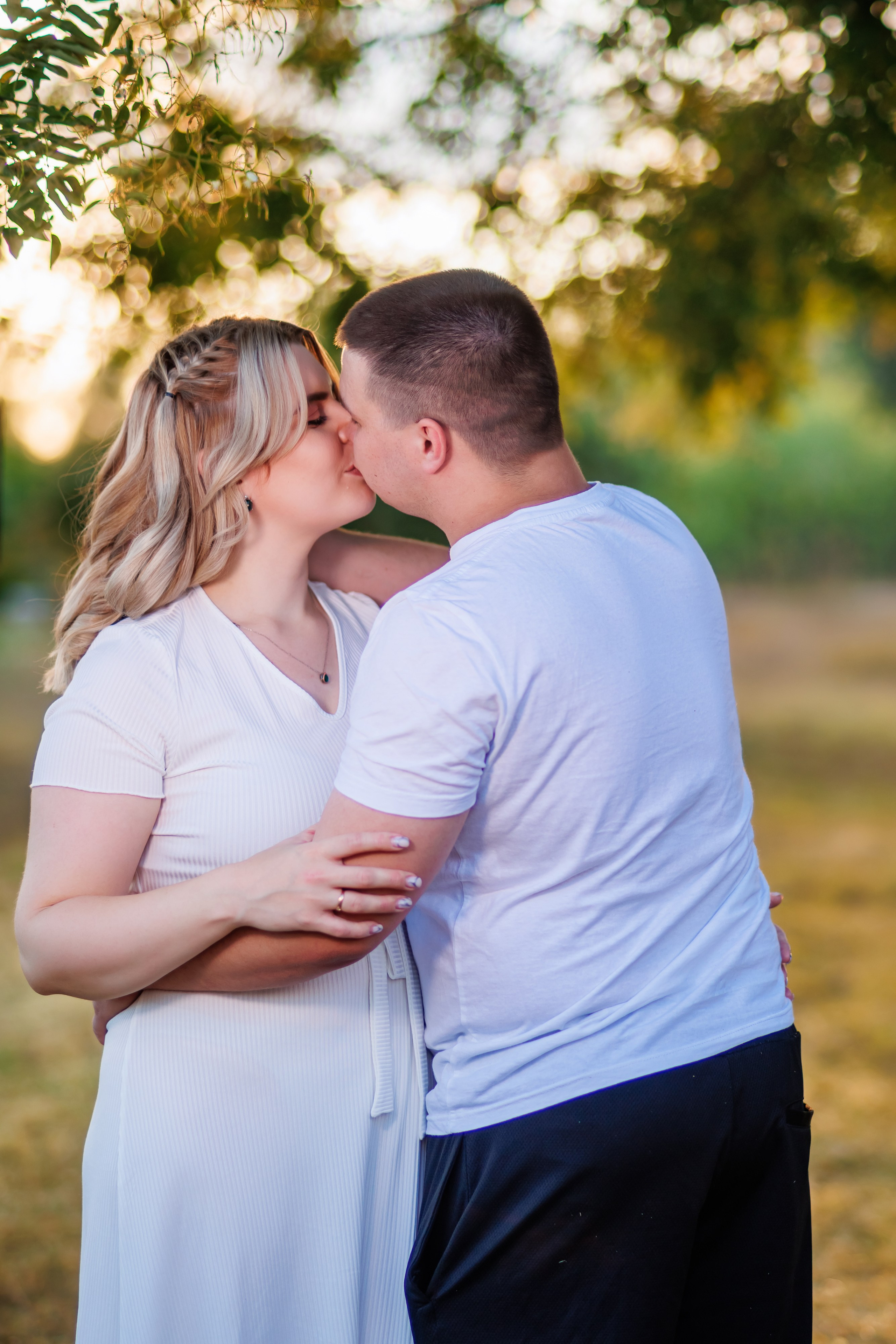 Прогулка на природе. Свадебный и семейный фотограф в Армавире