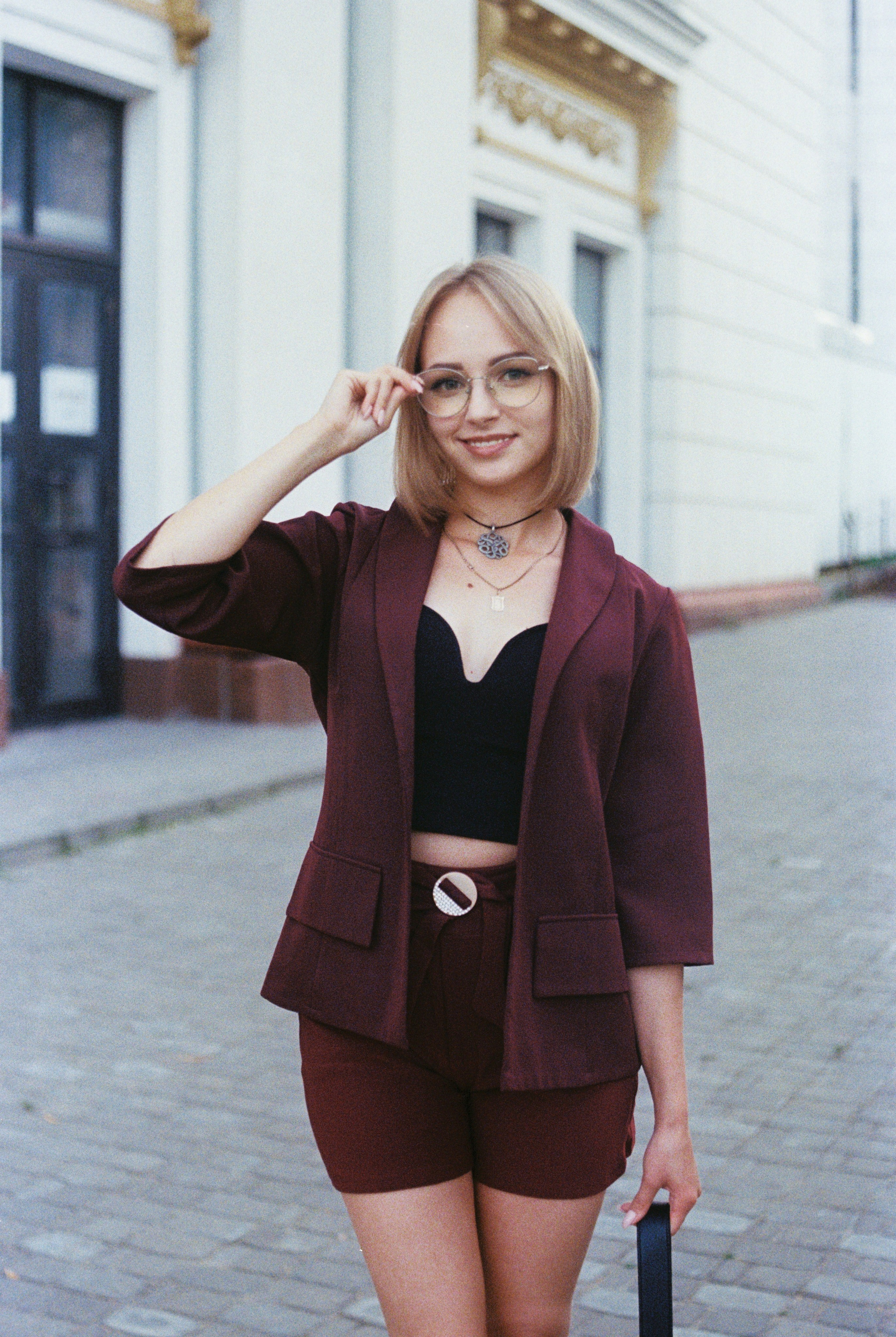 плёночная фотография. один человек костюм