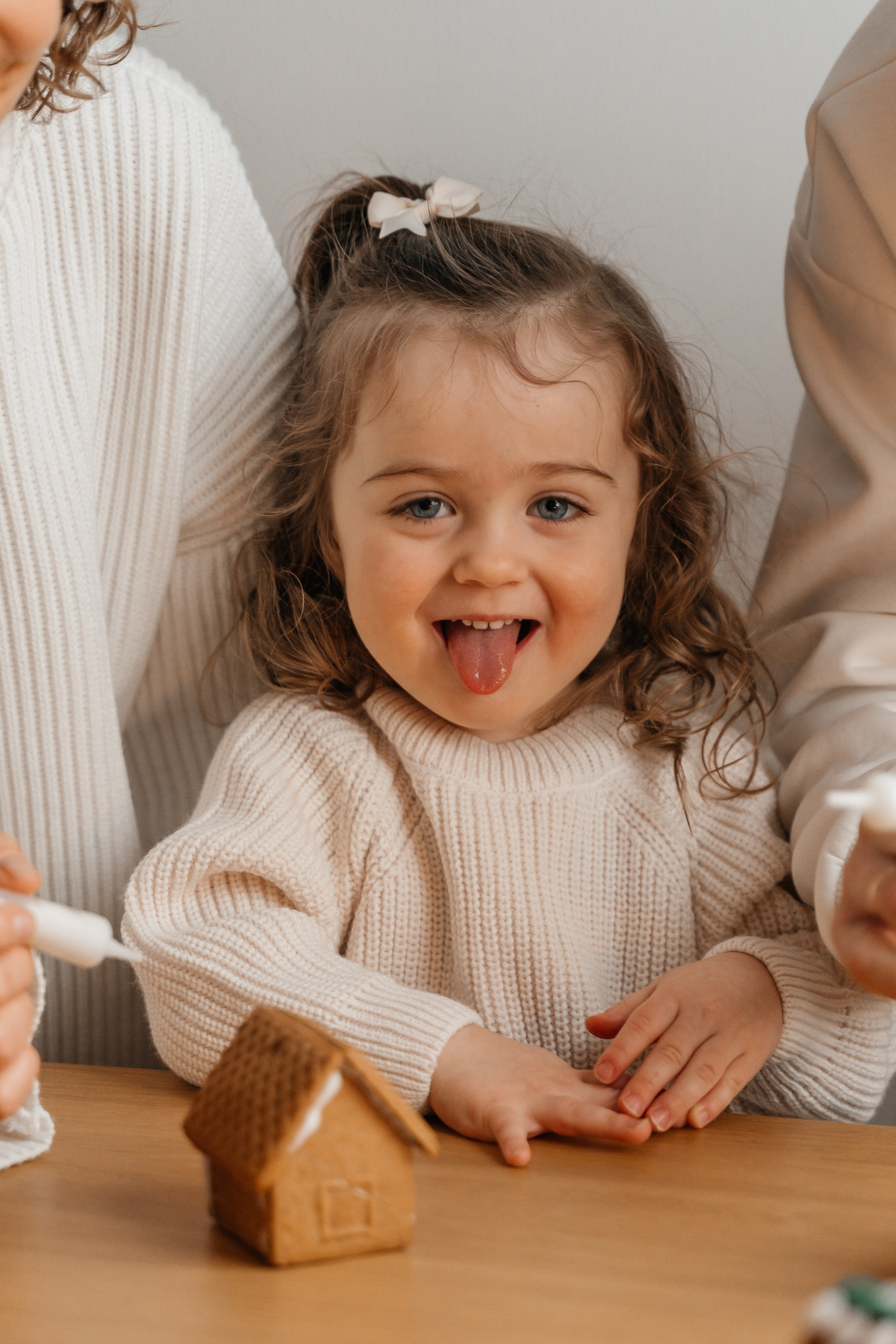 Максим, Катя, Лена и Ева. Волик Мария