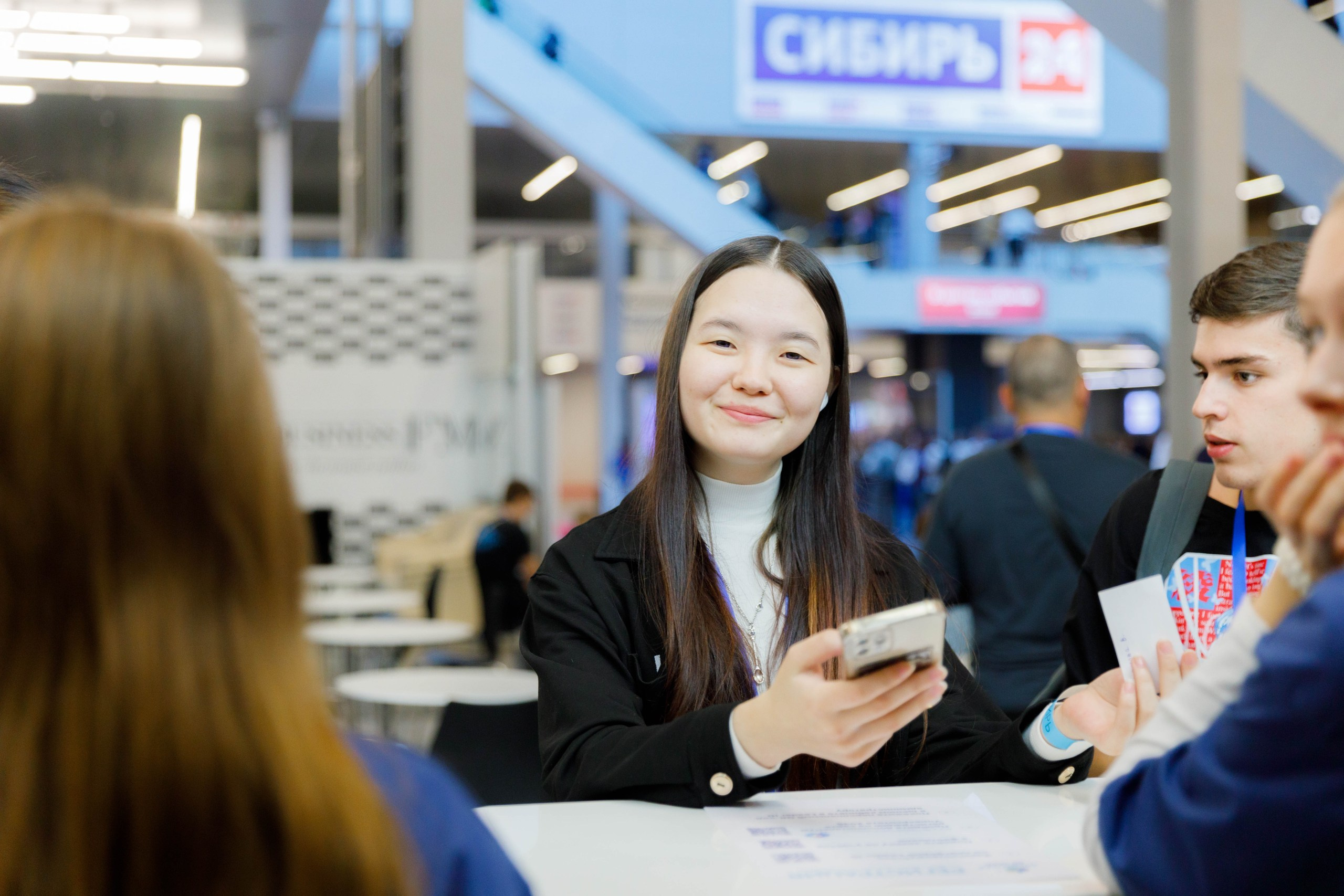 Фестиваль беспилотных авиационных систем «Дотянуться до неба». Экспоцентр. Репортажный фотограф в Новосибирске Алена Помазунова