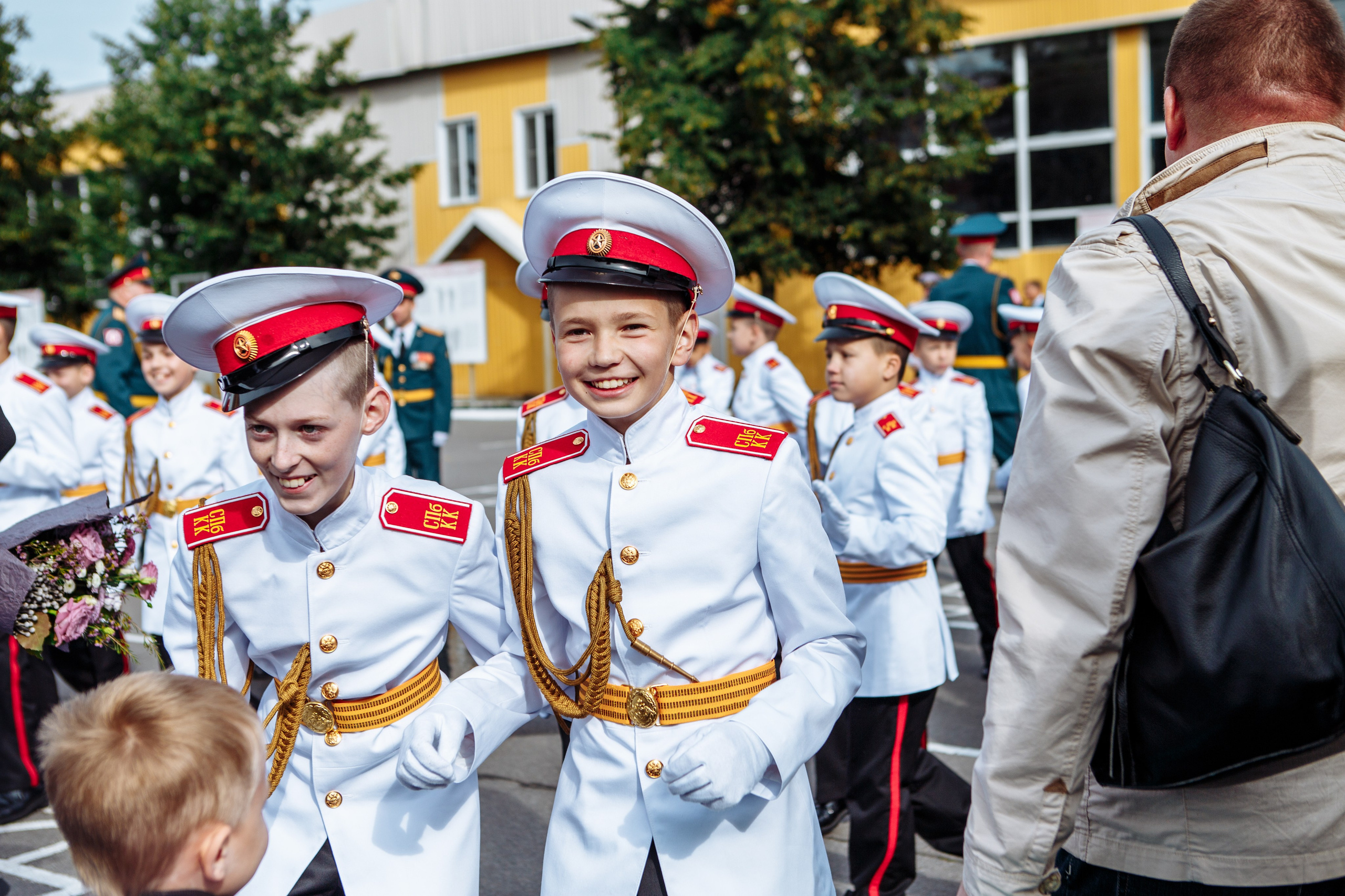 Фото выпускного кадетского училища