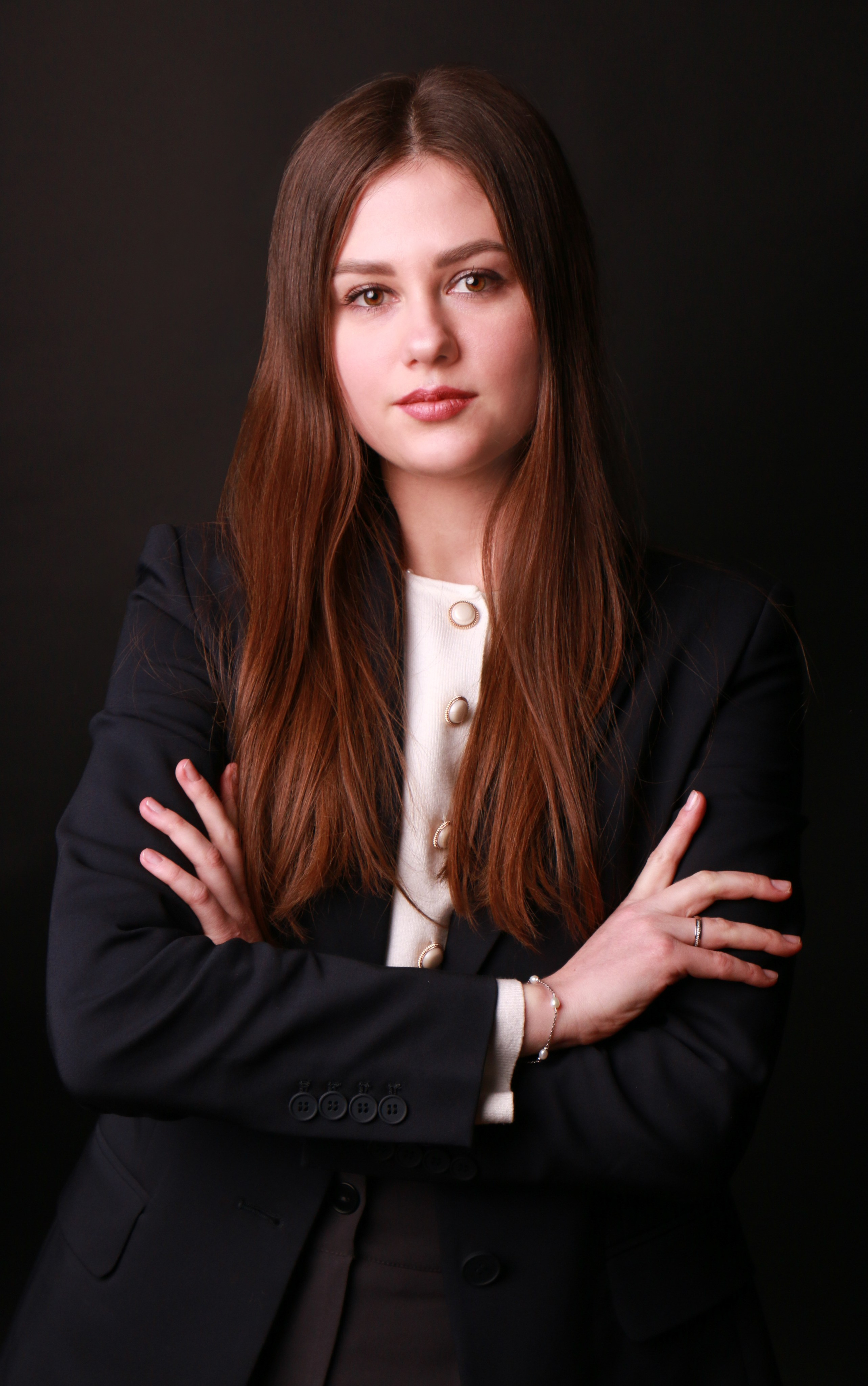 Business portrait. Liubov Morgasova [LU SPRING]: Photographer and curator