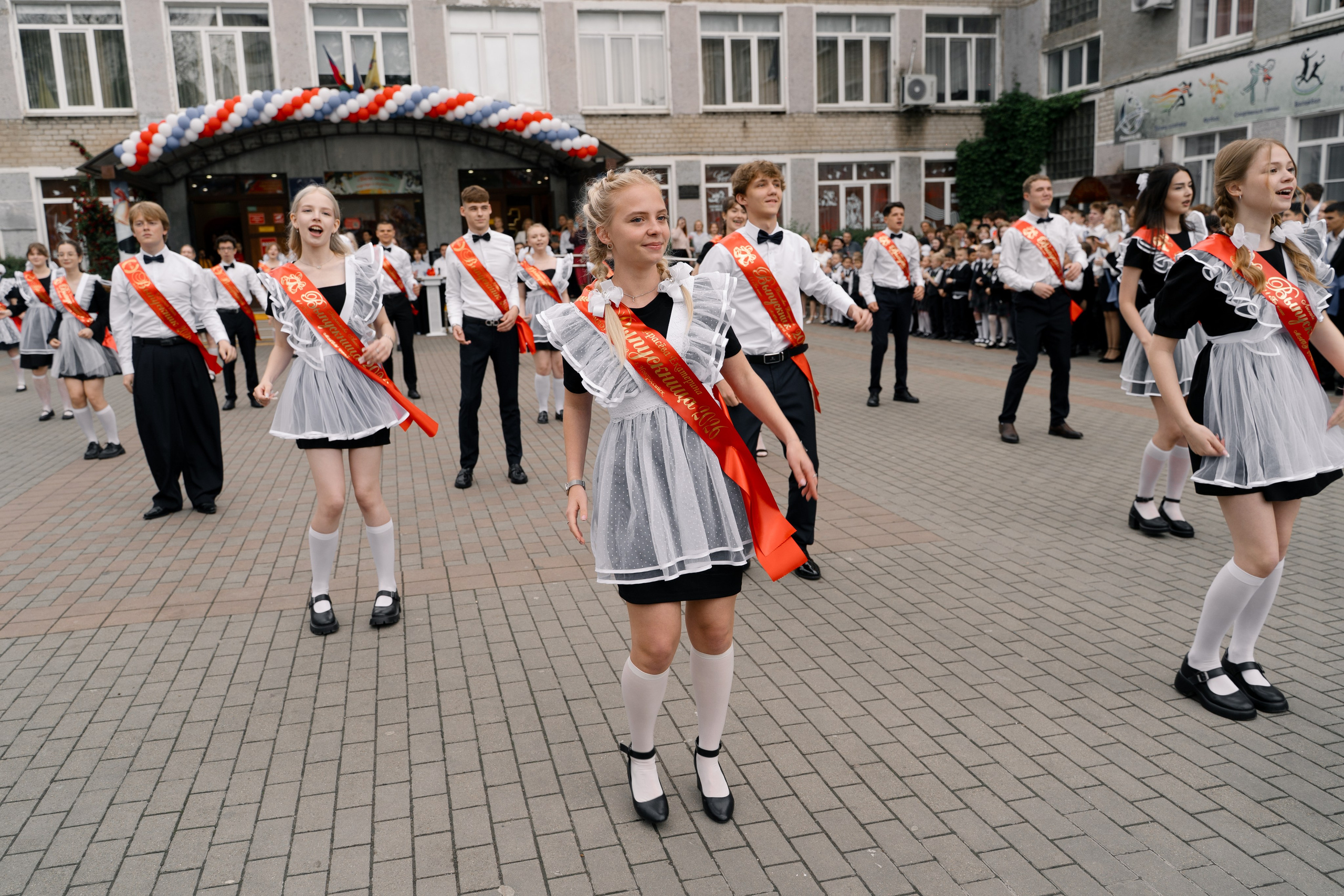 40 Школа последний звонок 2026. Выпускные альбомы Натальи Бутко: Новороссийск, Анапа, Геленджик