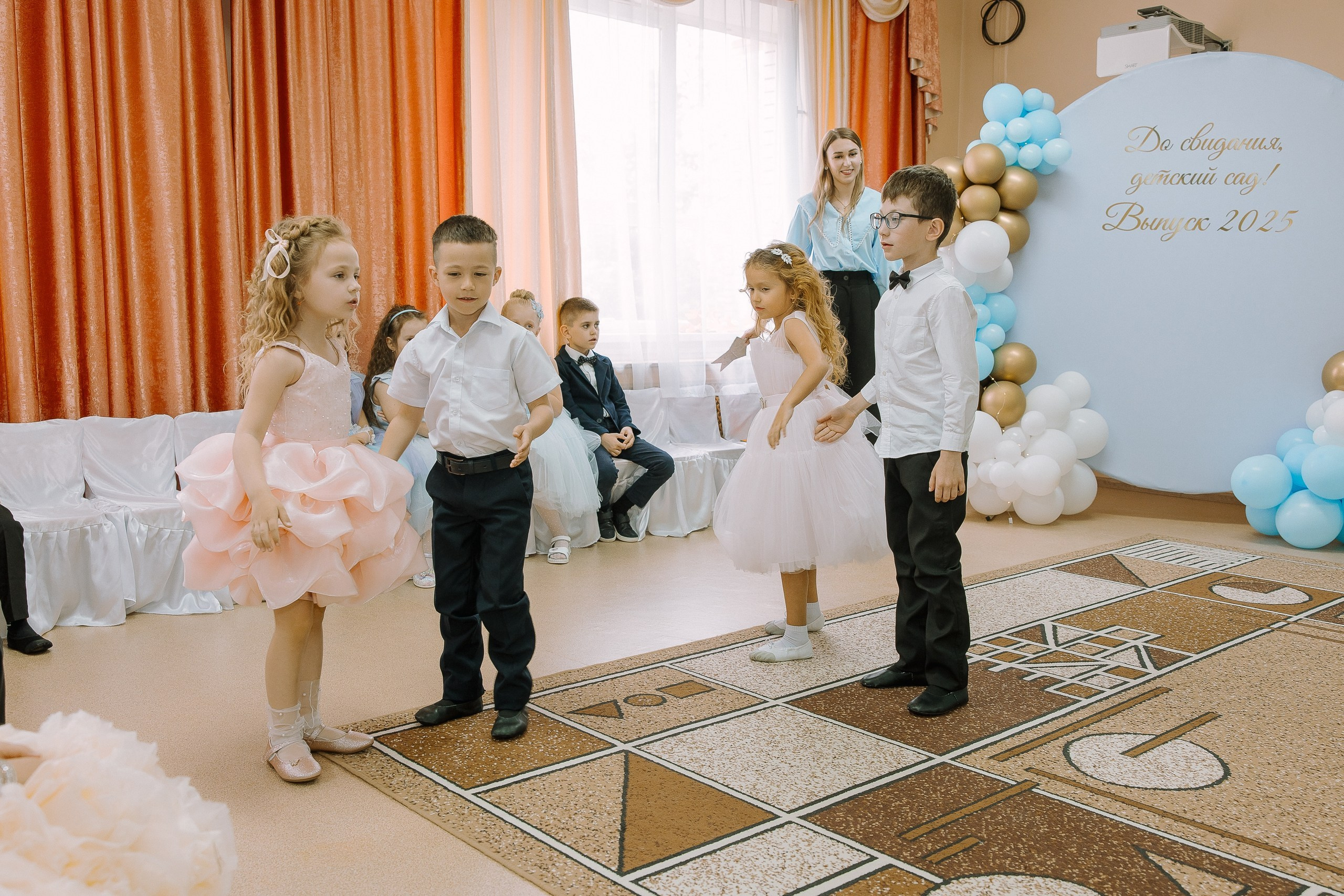 Выпускной в ДС -29. Выпускные альбомы Натальи Бутко: Новороссийск, Анапа, Геленджик