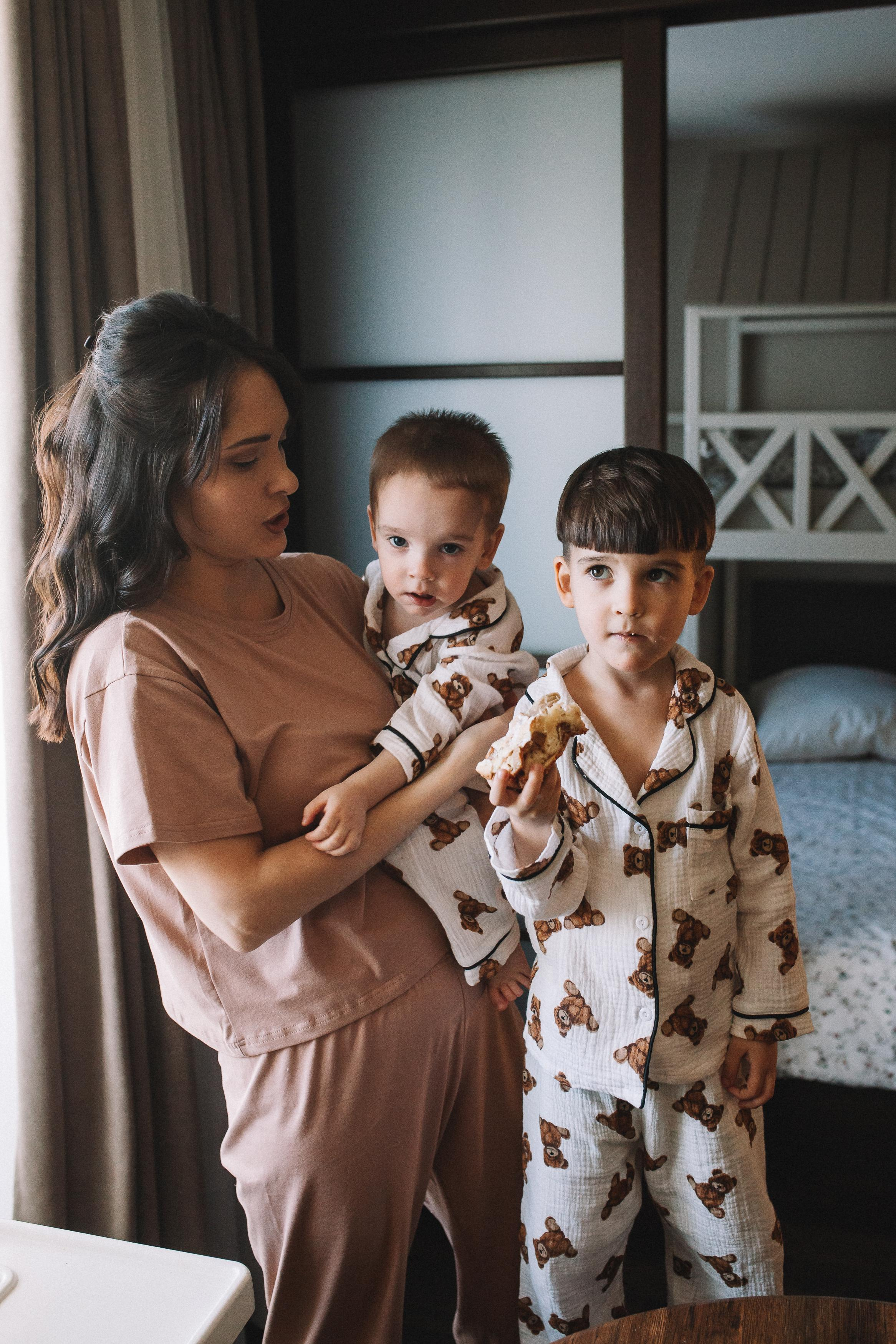 Таня, Матвей и Санёк. Семейный фотограф Трусова Евгения в Екатеринбурге