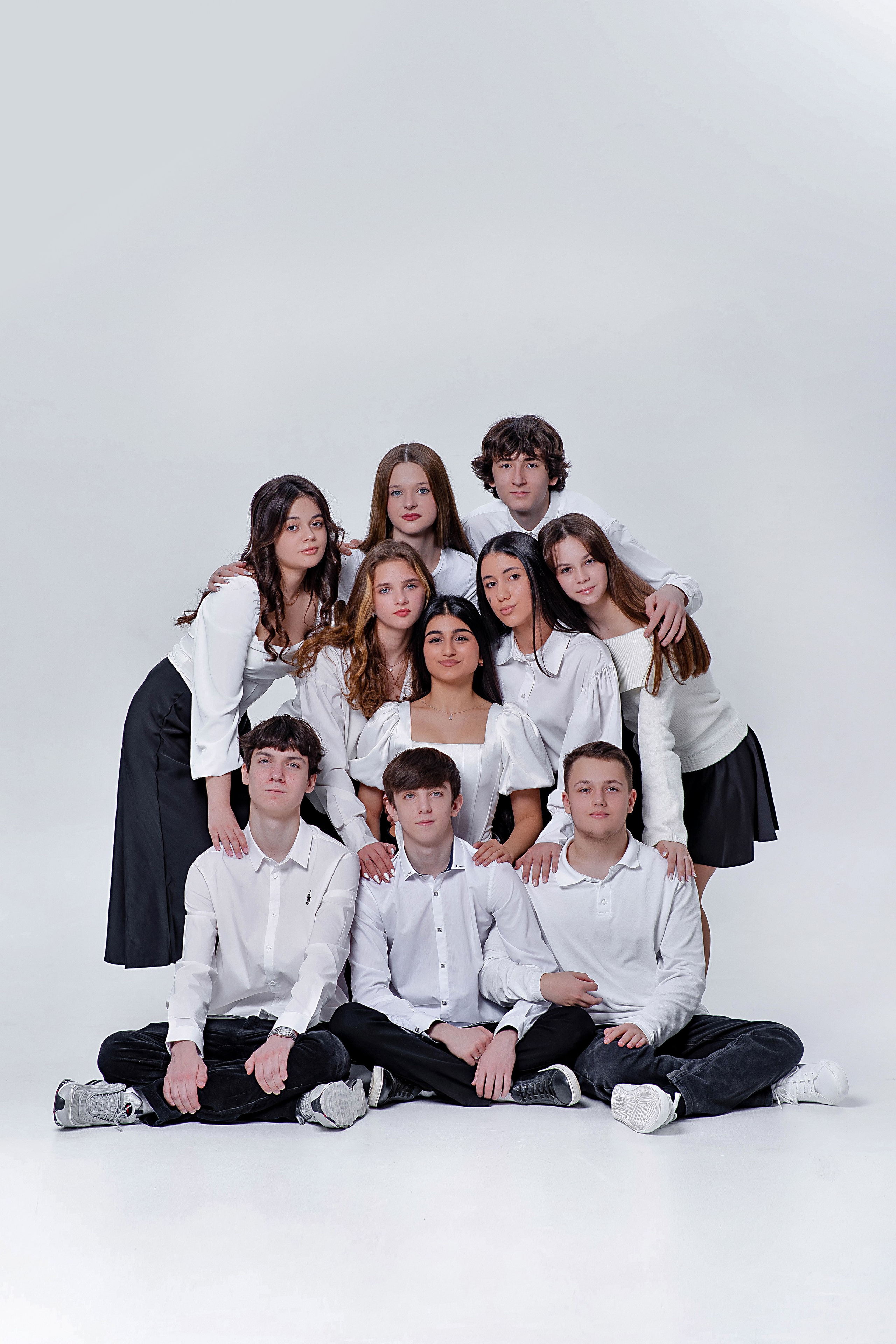 Выпускные (школьные) альбомы (книги) в Ростове-на-Дону. Современные Выпускные Альбомы в Ростове-на-Дону