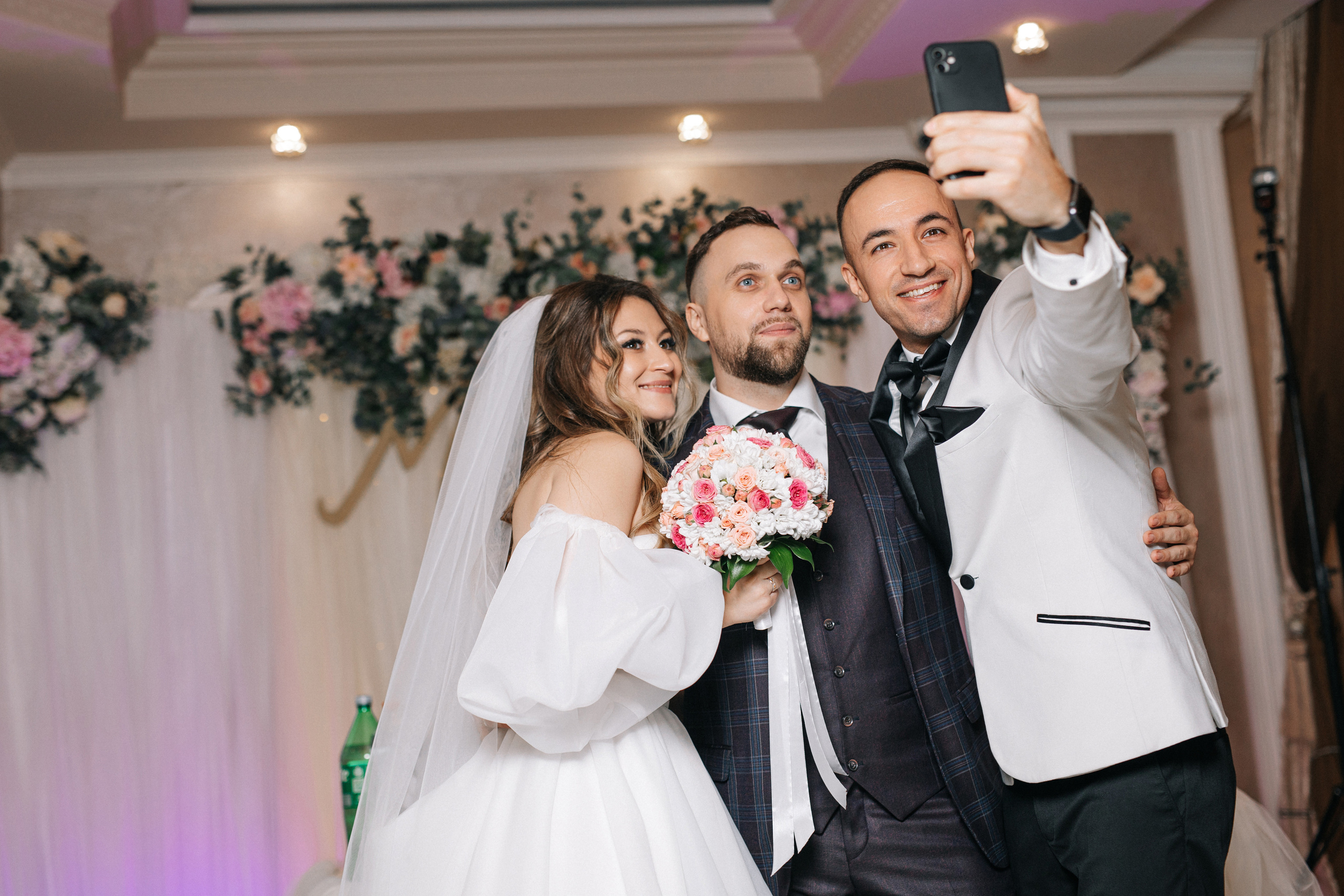 Свадебный ведущий Виталий Бабаев