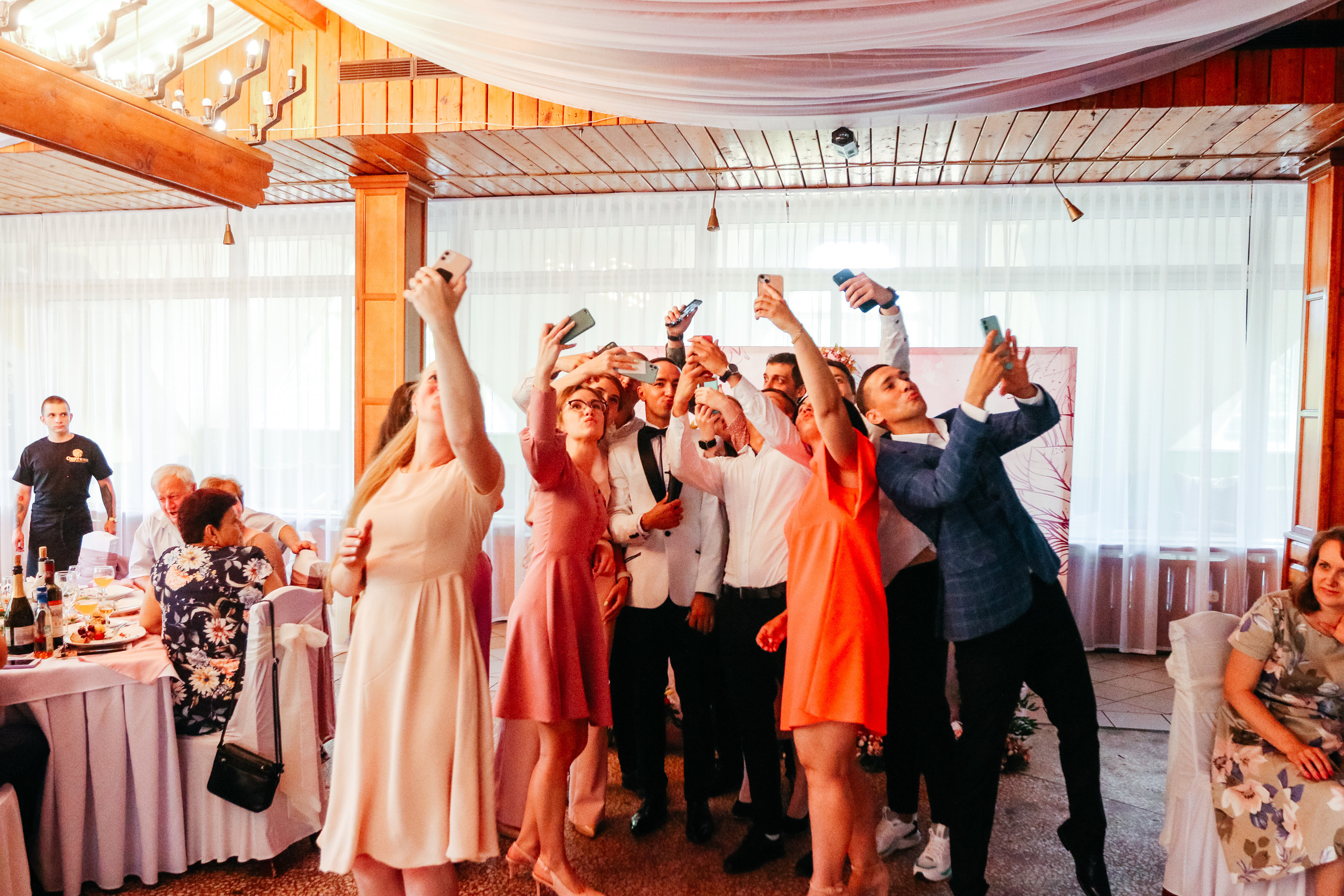 Свадебное портфолио. Свадебный ведущий Виталий Бабаев