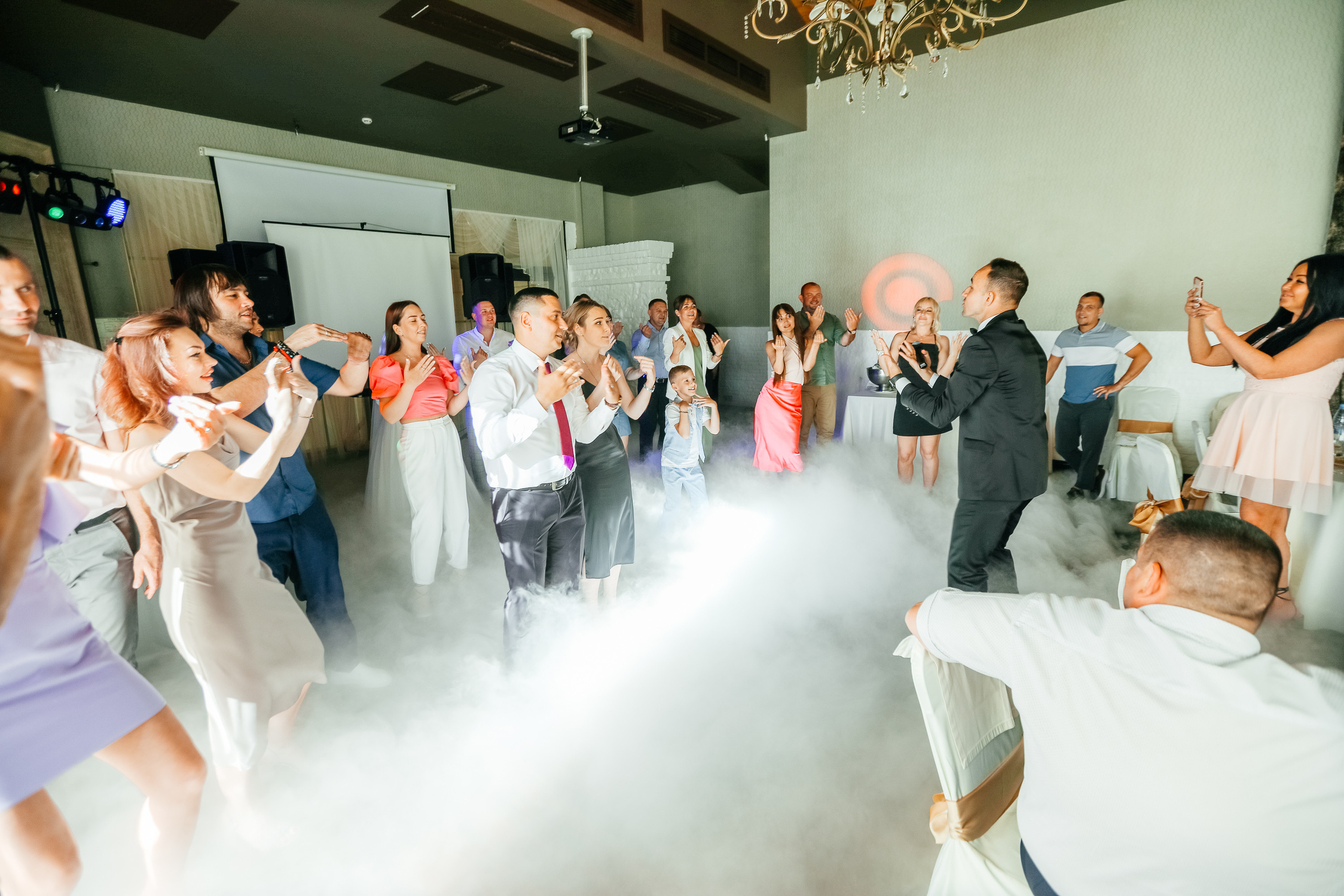 Свадебное портфолио. Свадебный ведущий Виталий Бабаев