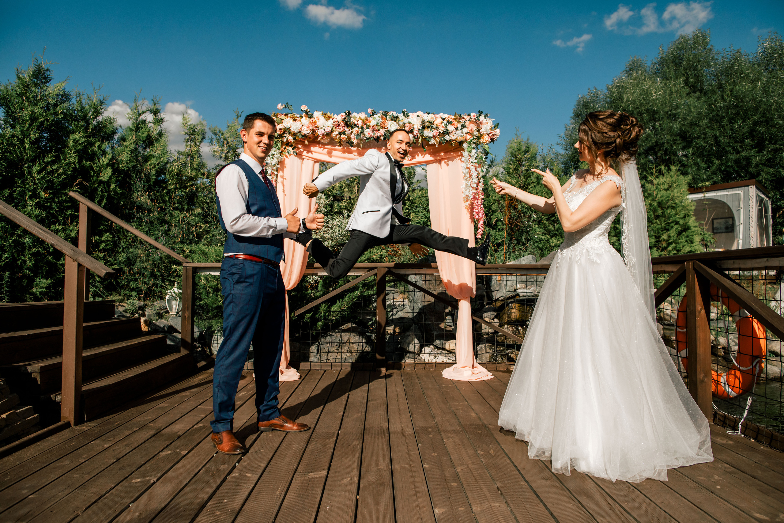 Ведущий на выездную церемонию. Свадебный ведущий Виталий Бабаев