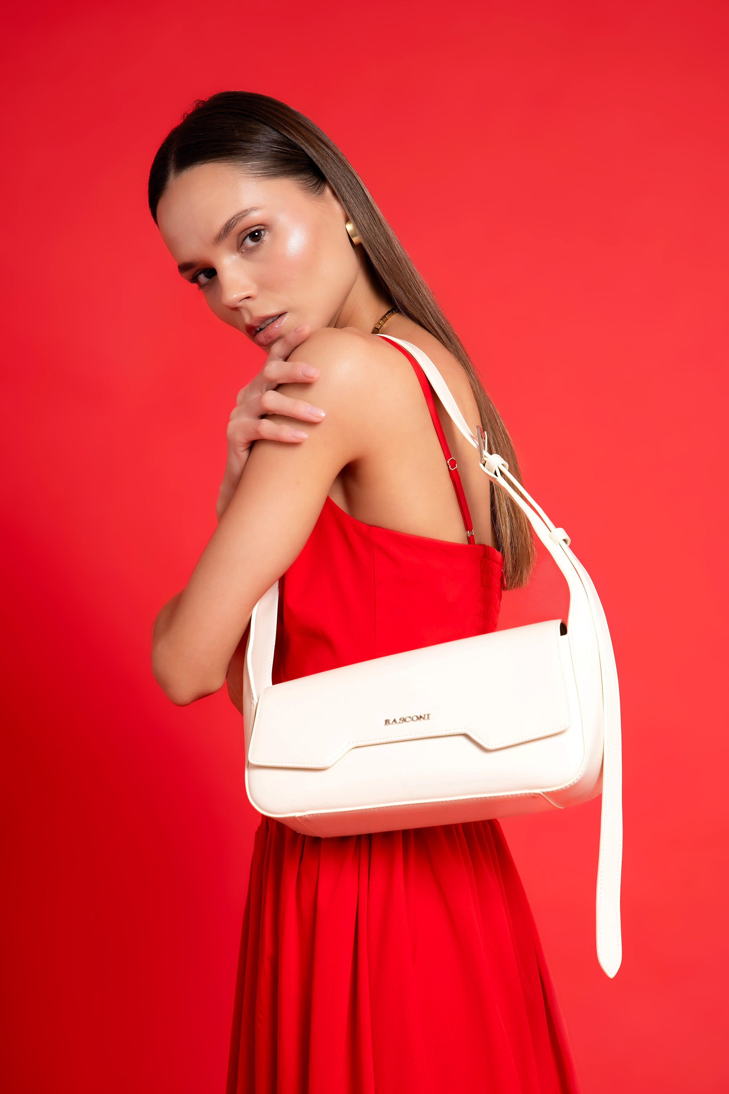 Redline. Предметный фотограф Артём Йома