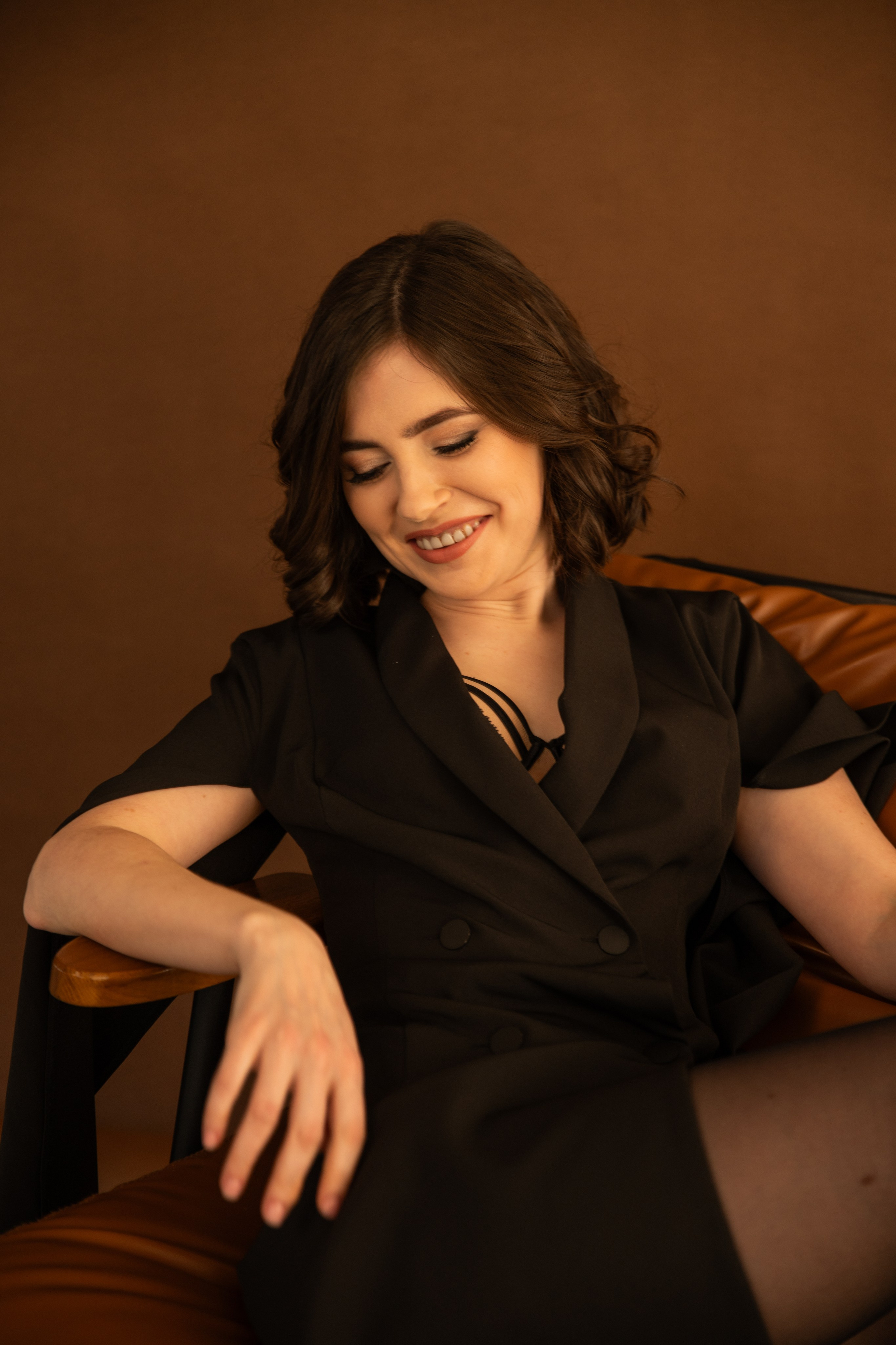 Евгений И Екатерина. Я Ольга Казанцева, фотографирую снимаю ваши киноистории и печатаю фото и цифровые портреты на холсте