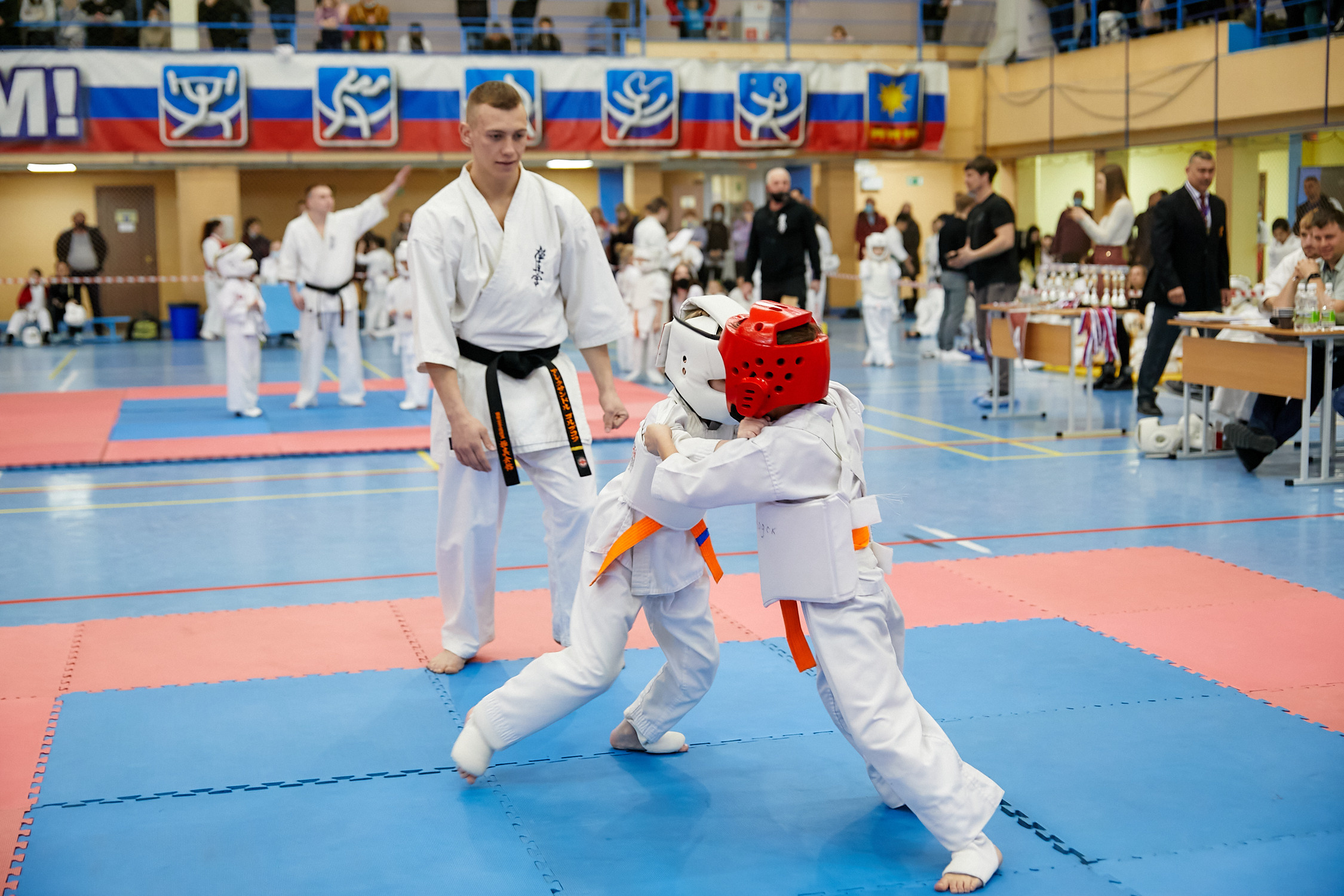 Спортивный Фотограф спорт мероприятие Владивосток единоборства ММА Карате