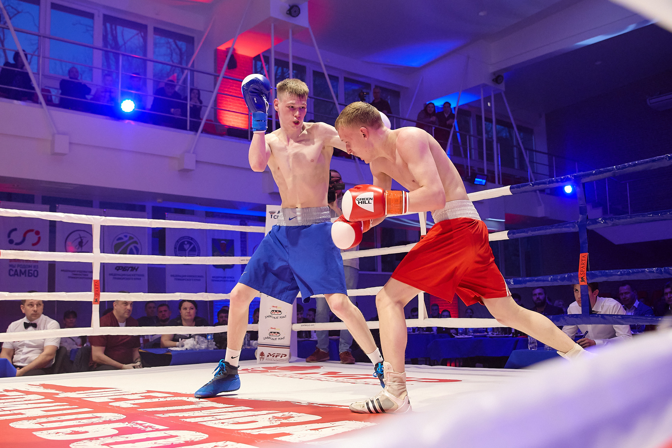 Спортивный Фотограф спорт мероприятие Владивосток единоборства ММА 