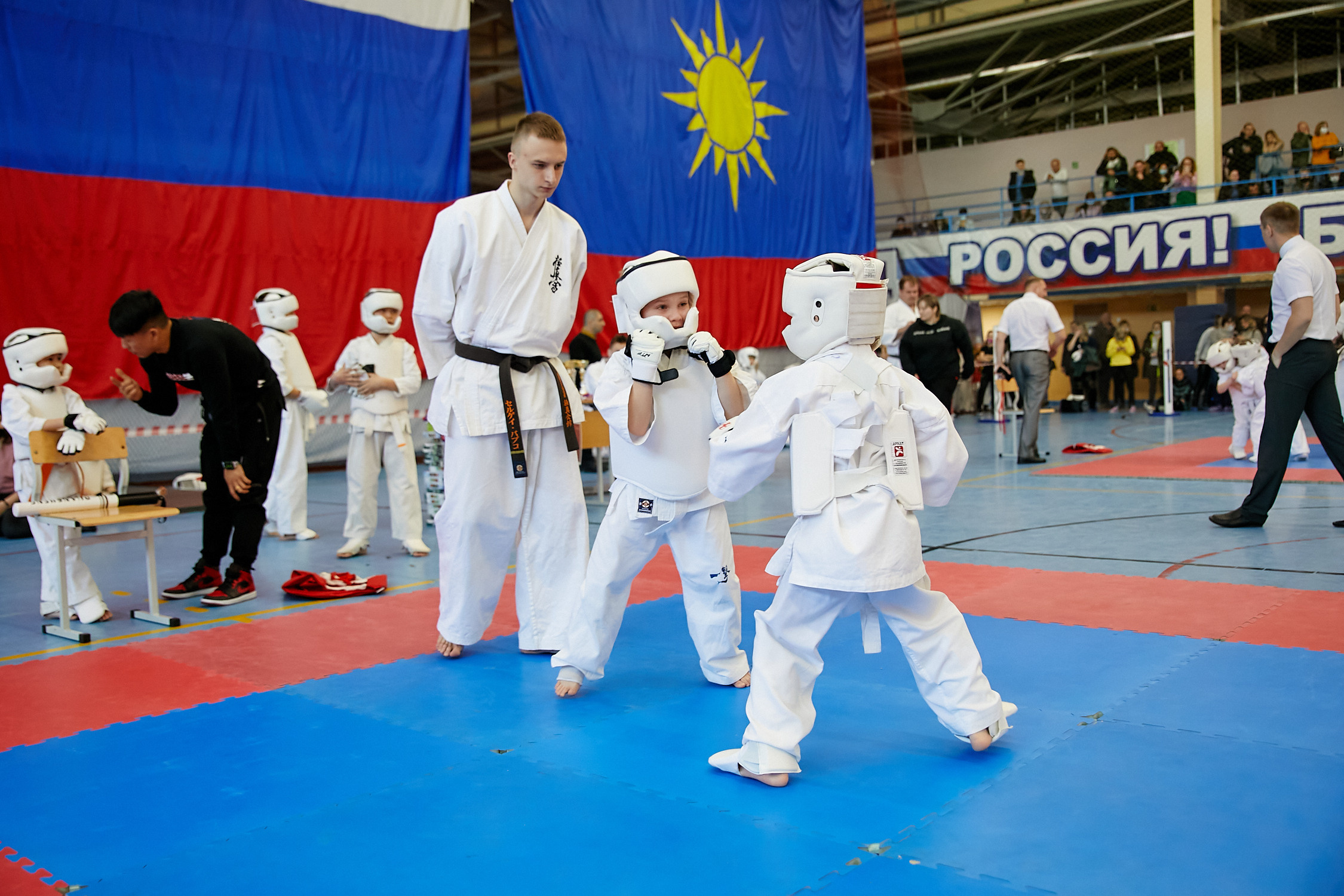 Спортивный Фотограф спорт мероприятие Владивосток единоборства ММА Карате