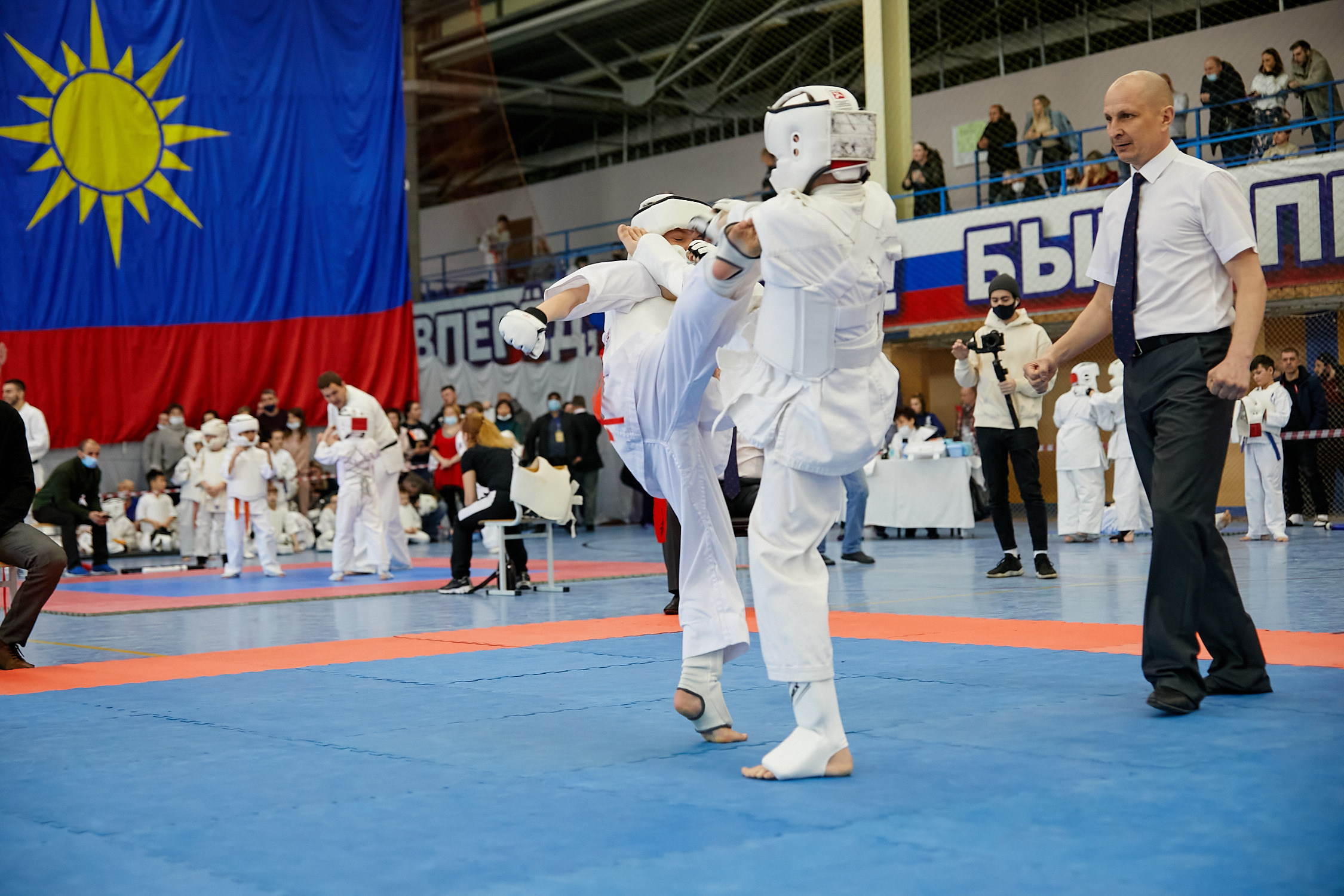 Спортивный Фотограф спорт мероприятие Владивосток единоборства ММА Карате