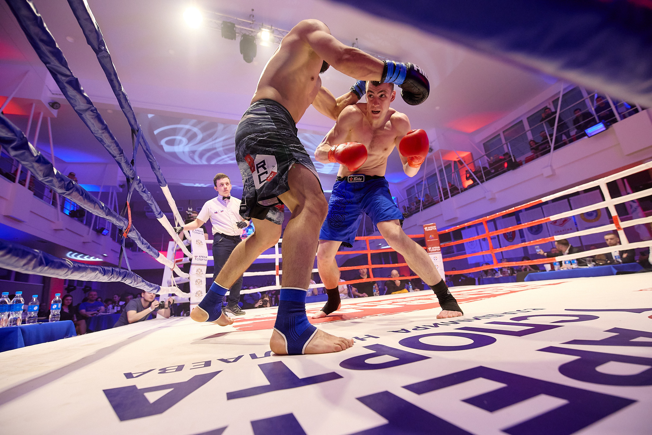 Спортивный Фотограф спорт мероприятие Владивосток единоборства ММА 