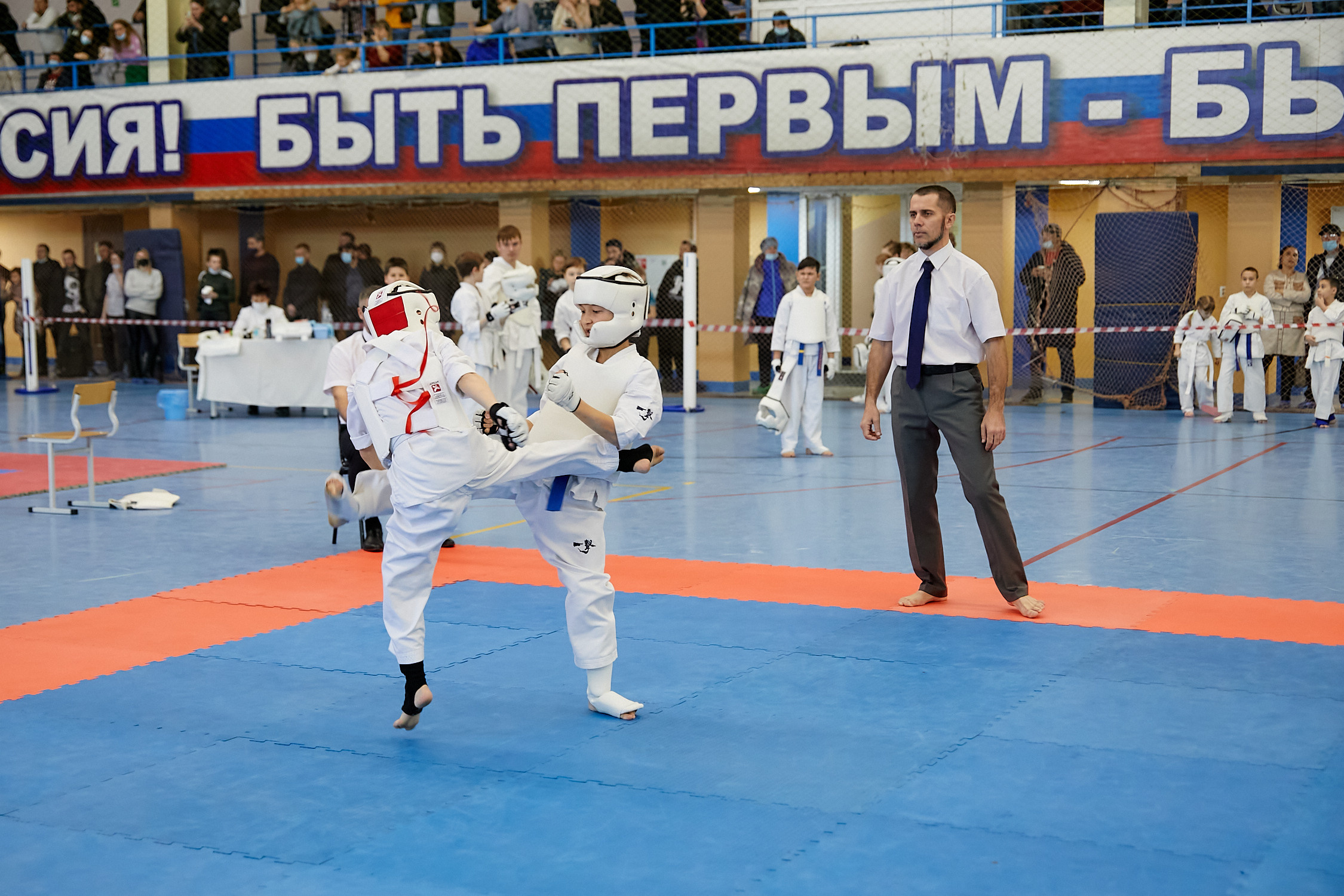 Спортивный Фотограф спорт мероприятие Владивосток единоборства ММА Карате