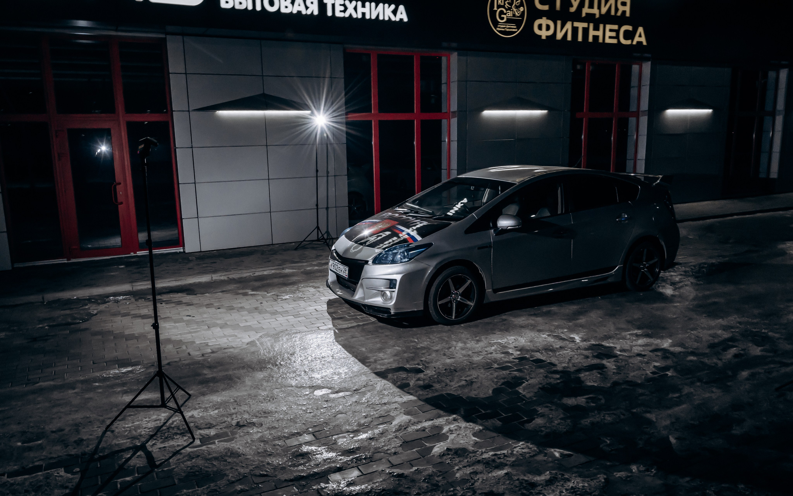 Toyota Prius. Фотограф Андрей Сенченко