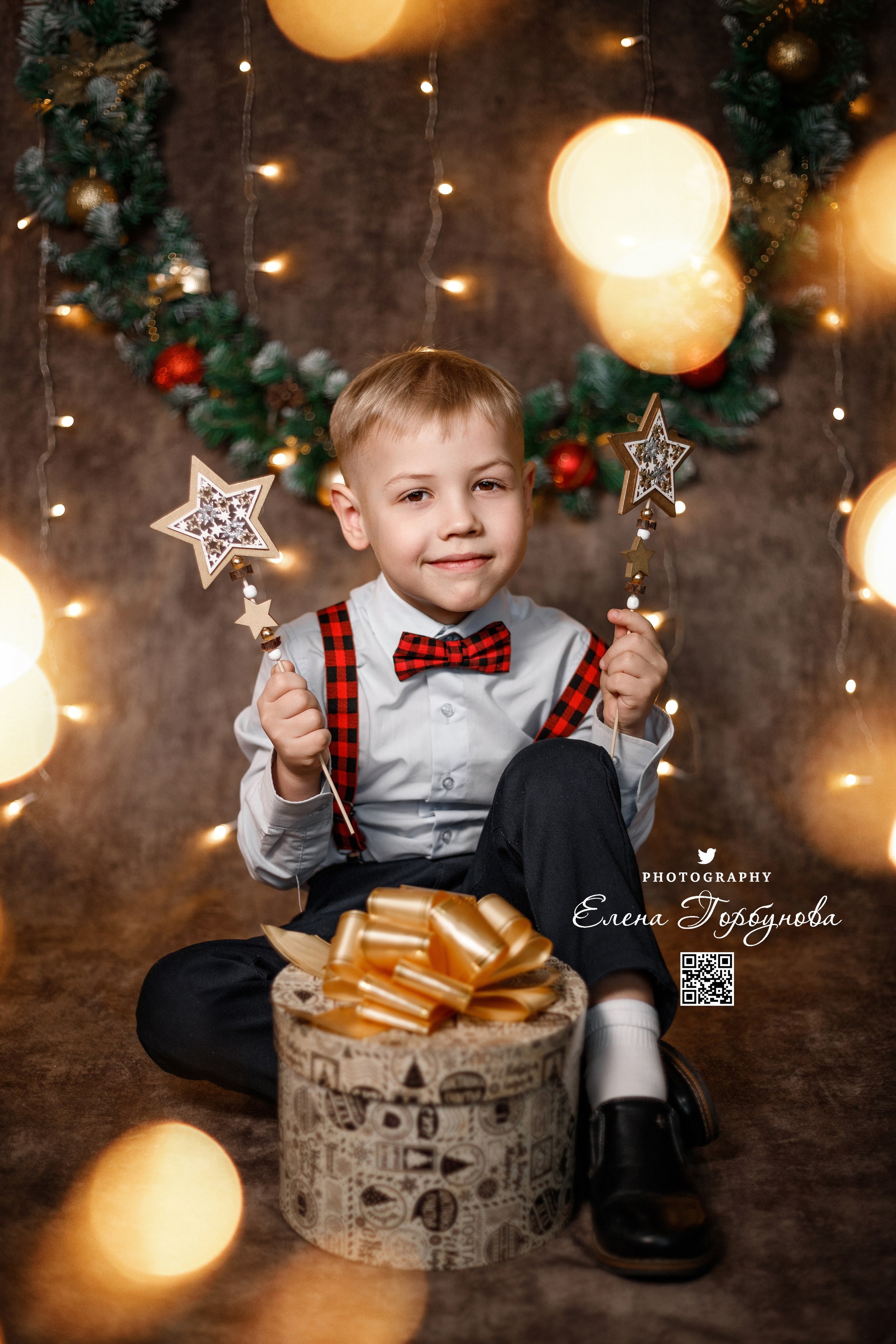 Моя студия. Фото проект Новогодняя открытка. Ноябрь 2023 г. Фотограф Пермь. Свадьбы. Семья и дети, школа, д. сад. Фотокниги