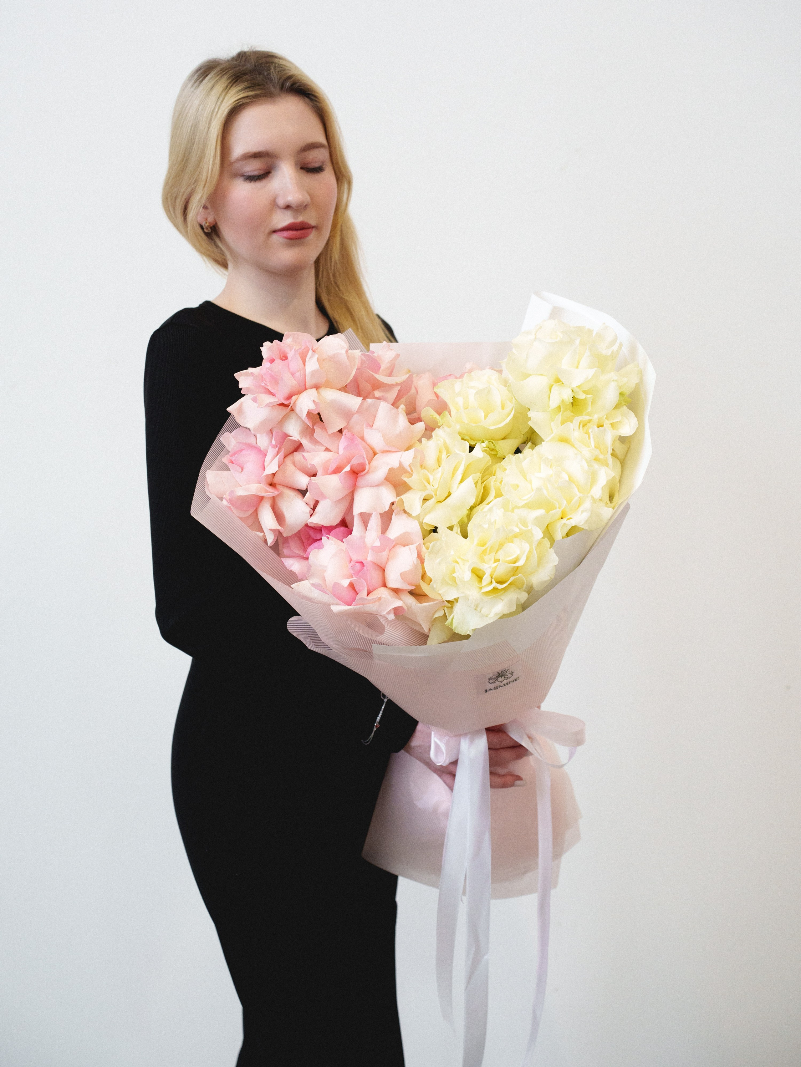 Цветы (контент к 14 февраля). Иван Упоров — фотограф, рилсмейкер чебоксары