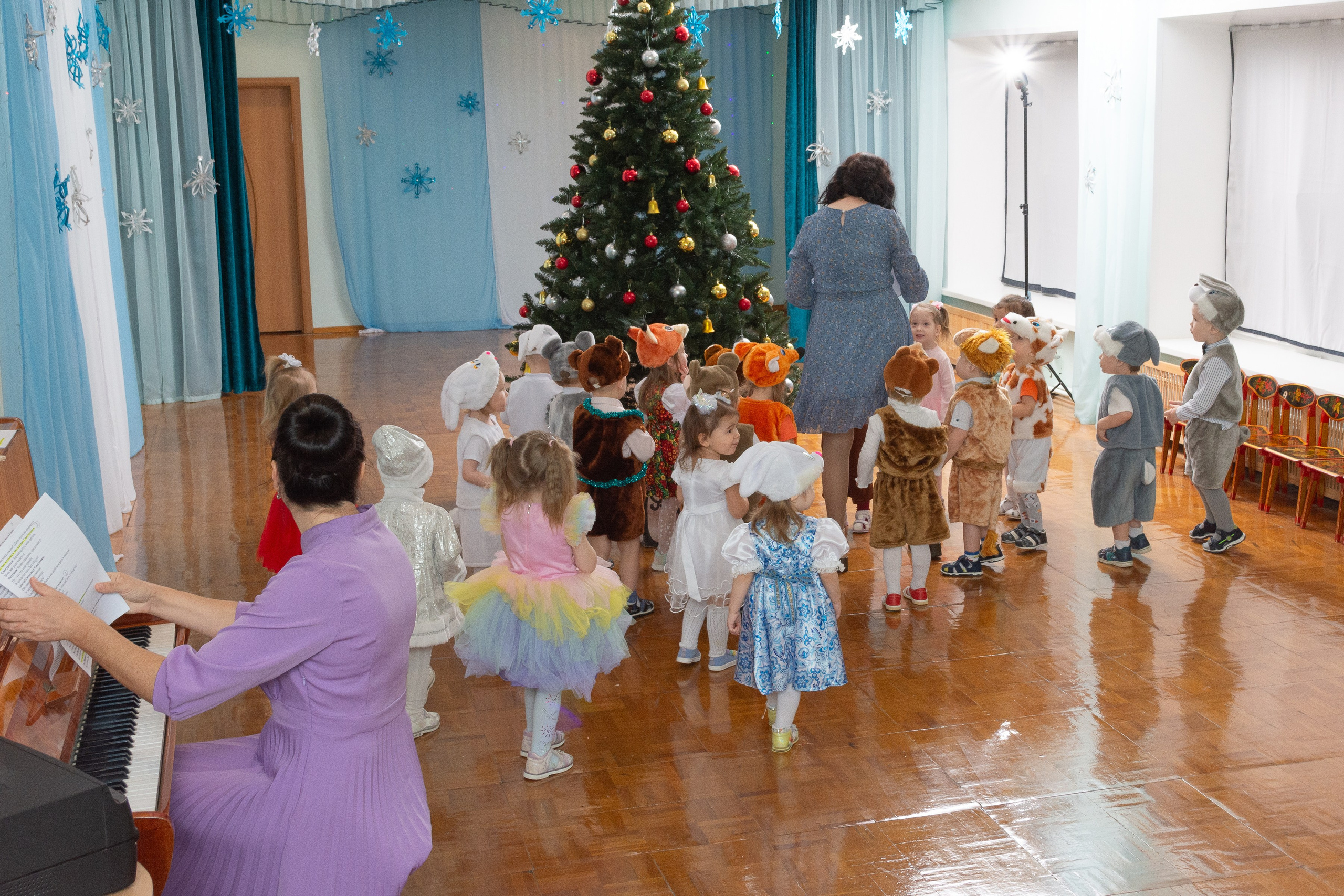 Новогодний утренник в саду 2023