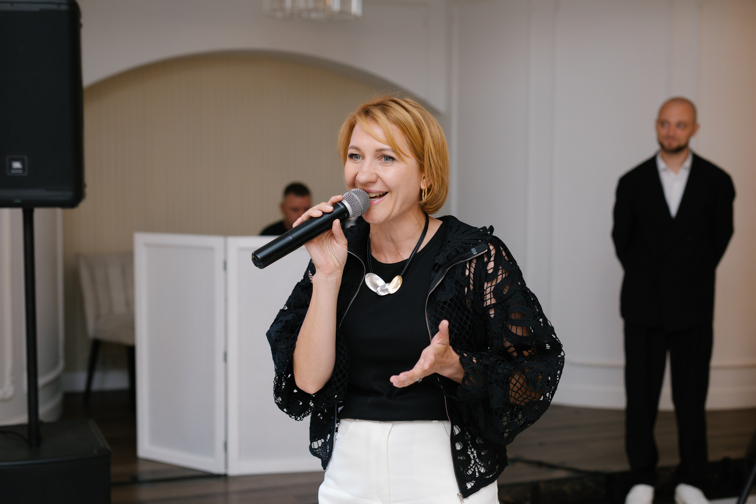 11 класс, ресторан «Тет-а-тет»