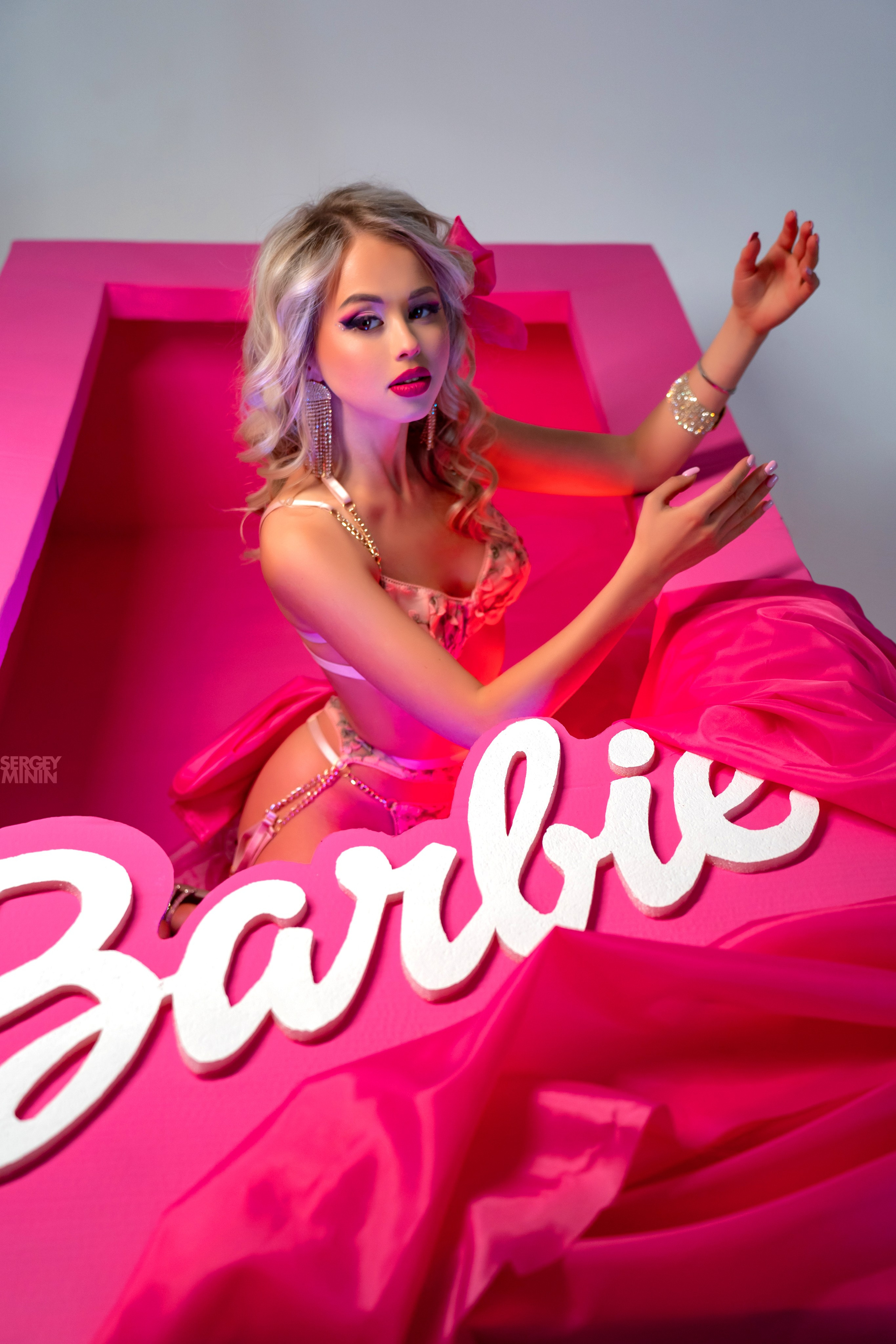 Реклама и фотосъемка для журналов. Студийный и Рекламный Фотограф в Екатеринбурге Сергей Минин