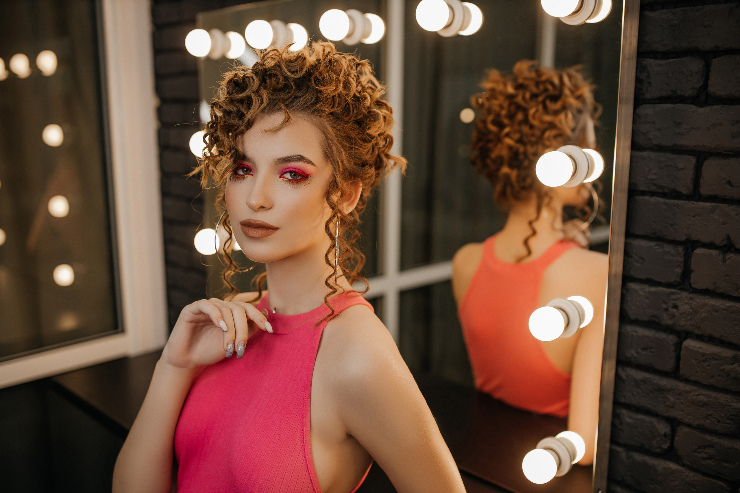 Контент-фотосессия для команды визажиста и стилиста по прическам. Свадебный фотограф в Ростове-на-Дону и Азове Малявка Анастасия