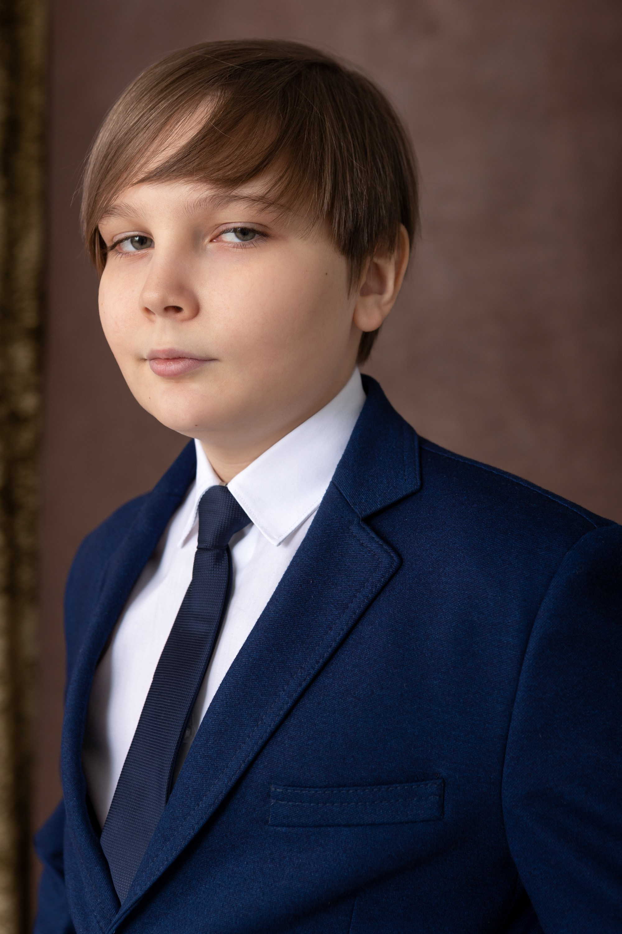 Семейная фотосессия в студии. Фотограф в Оренбурге. Профессиональный фотограф