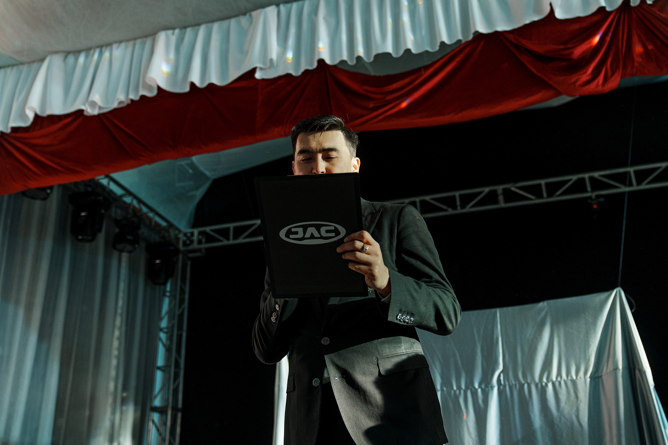 Презентация новой моделей JAC JS8. Фотограф TAULAN_1