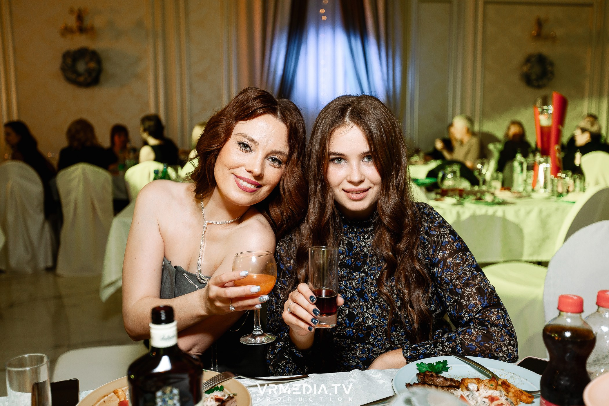 Новогодний вечер в ресторане «Лазурный Берег»