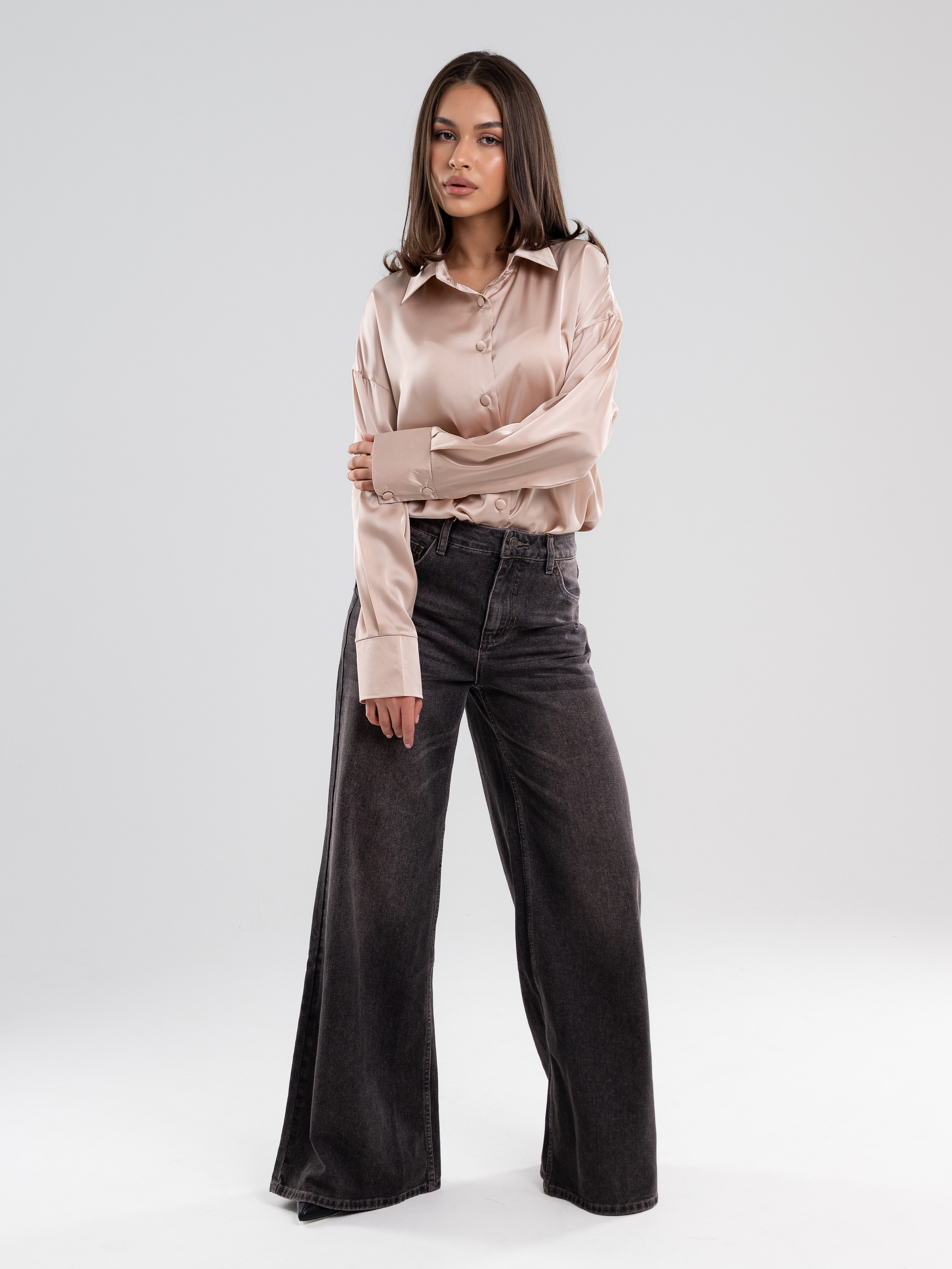 Атласные рубашки. Предметный фотограф, фото для маркетплейсов Пятигорск, КМВ