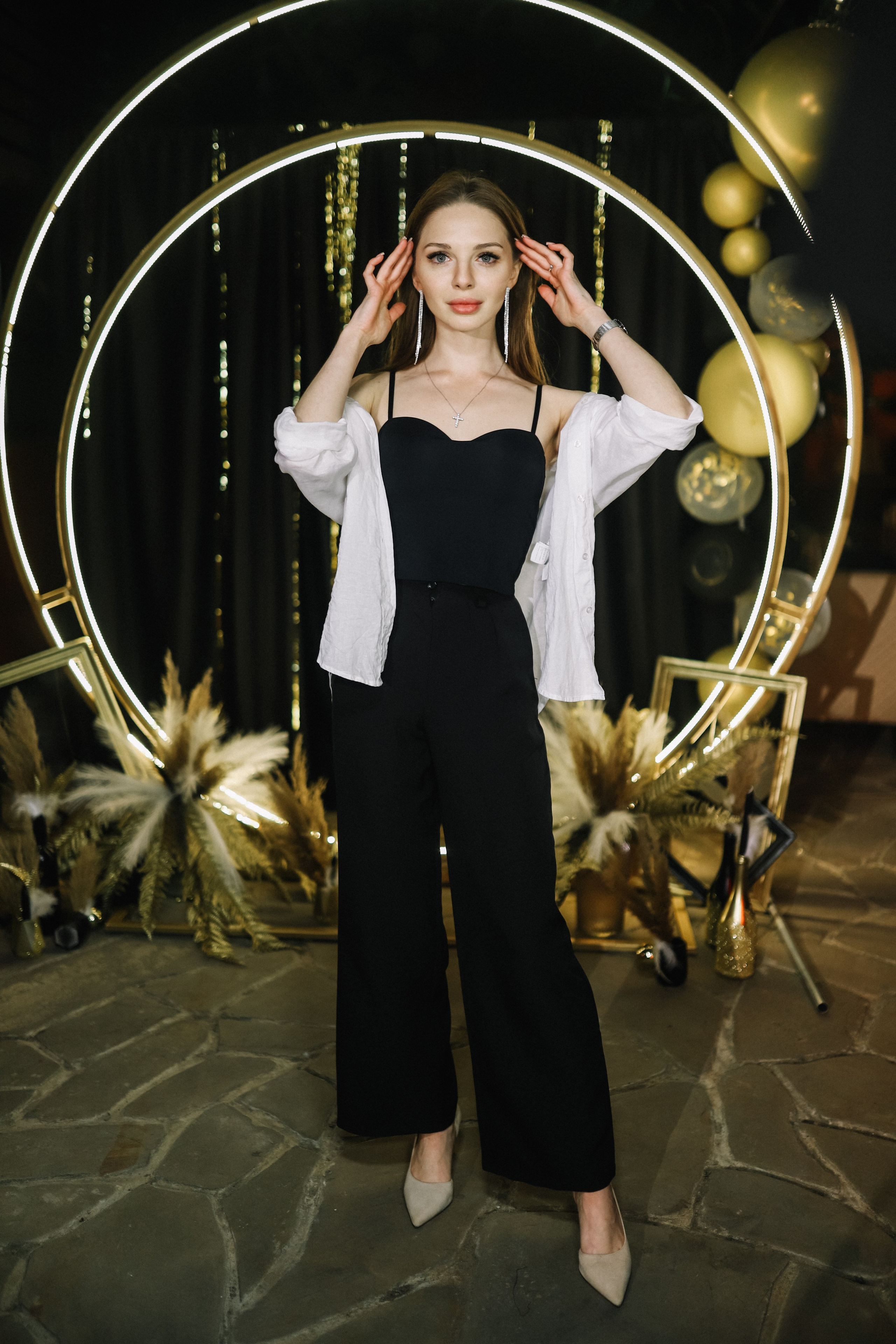 25.Диана и гости